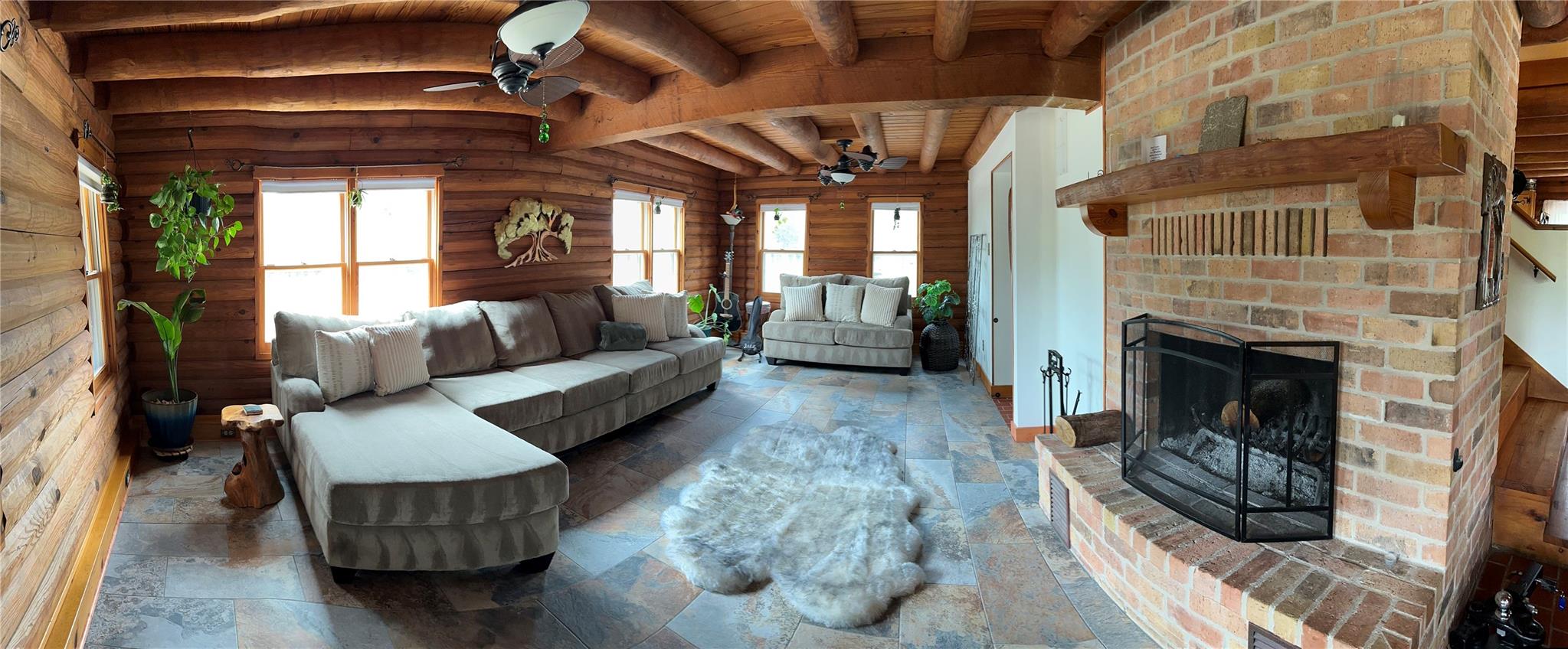 1053 E County Road F, Lexington, TX 78947