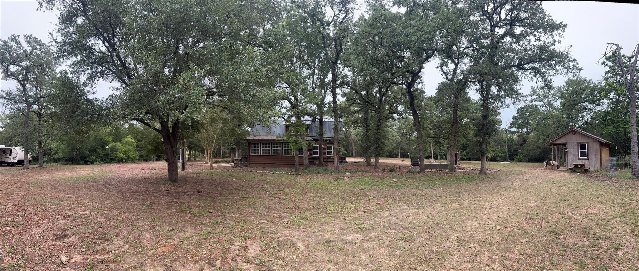 1053 E County Road F, Lexington, TX 78947