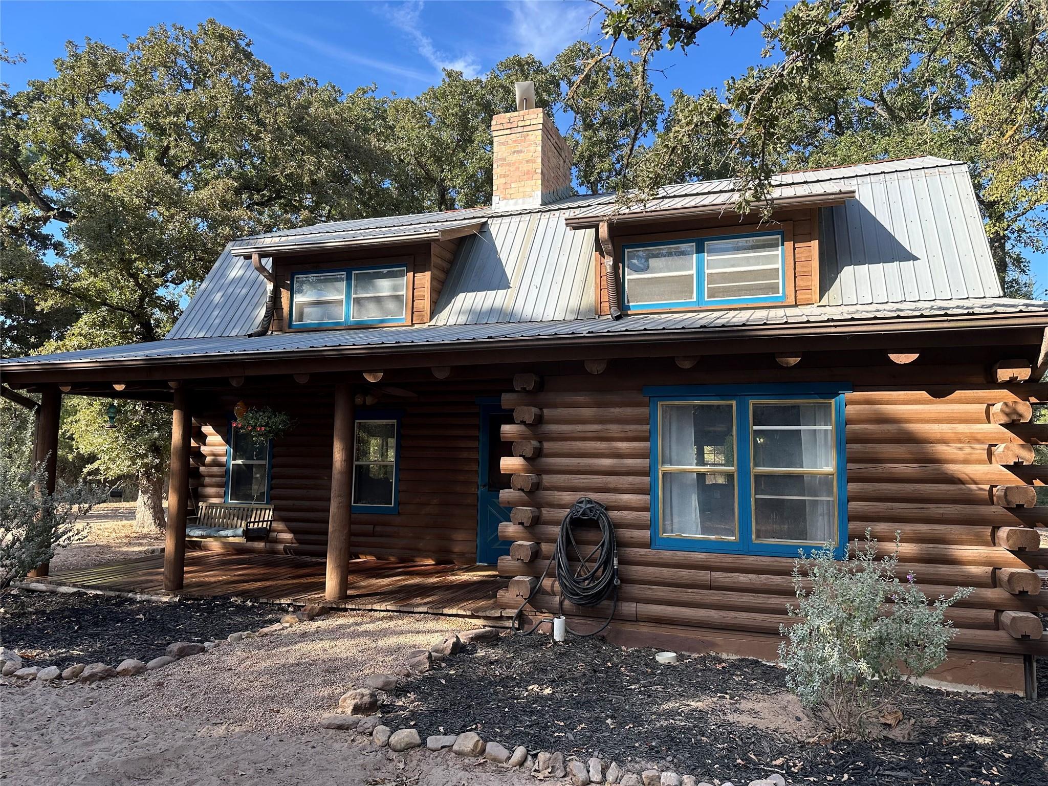 1053 E County Road F, Lexington, TX 78947