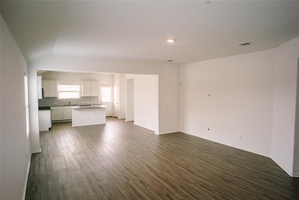 220 Barcelona, Kyle, TX 78640