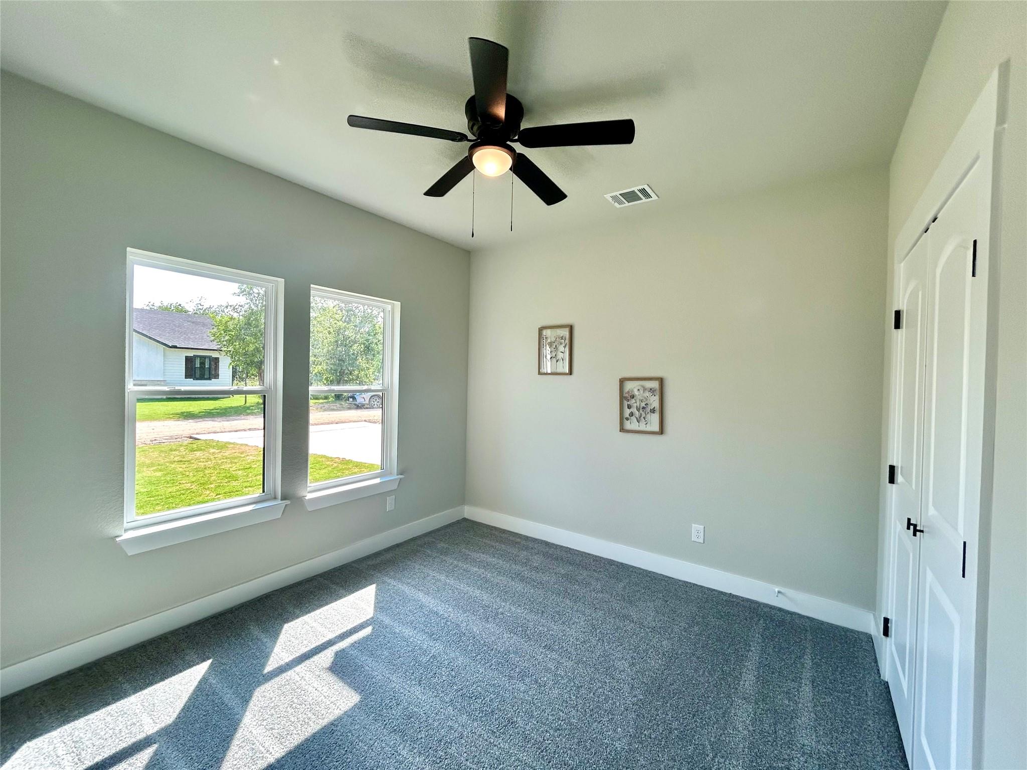 130 Waimanalo Ln, Bastrop, TX 78602
