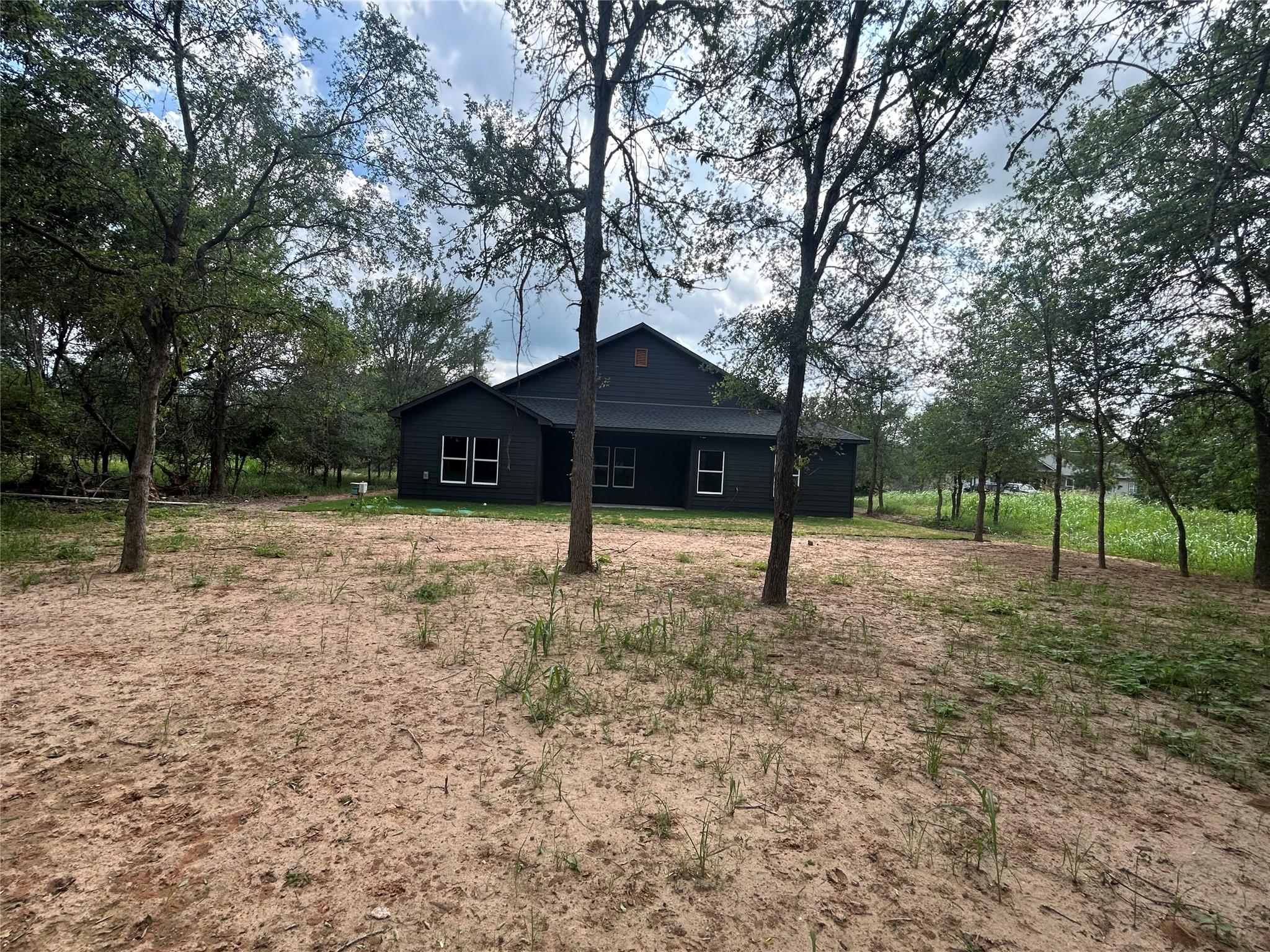 130 Waimanalo Ln, Bastrop, TX 78602