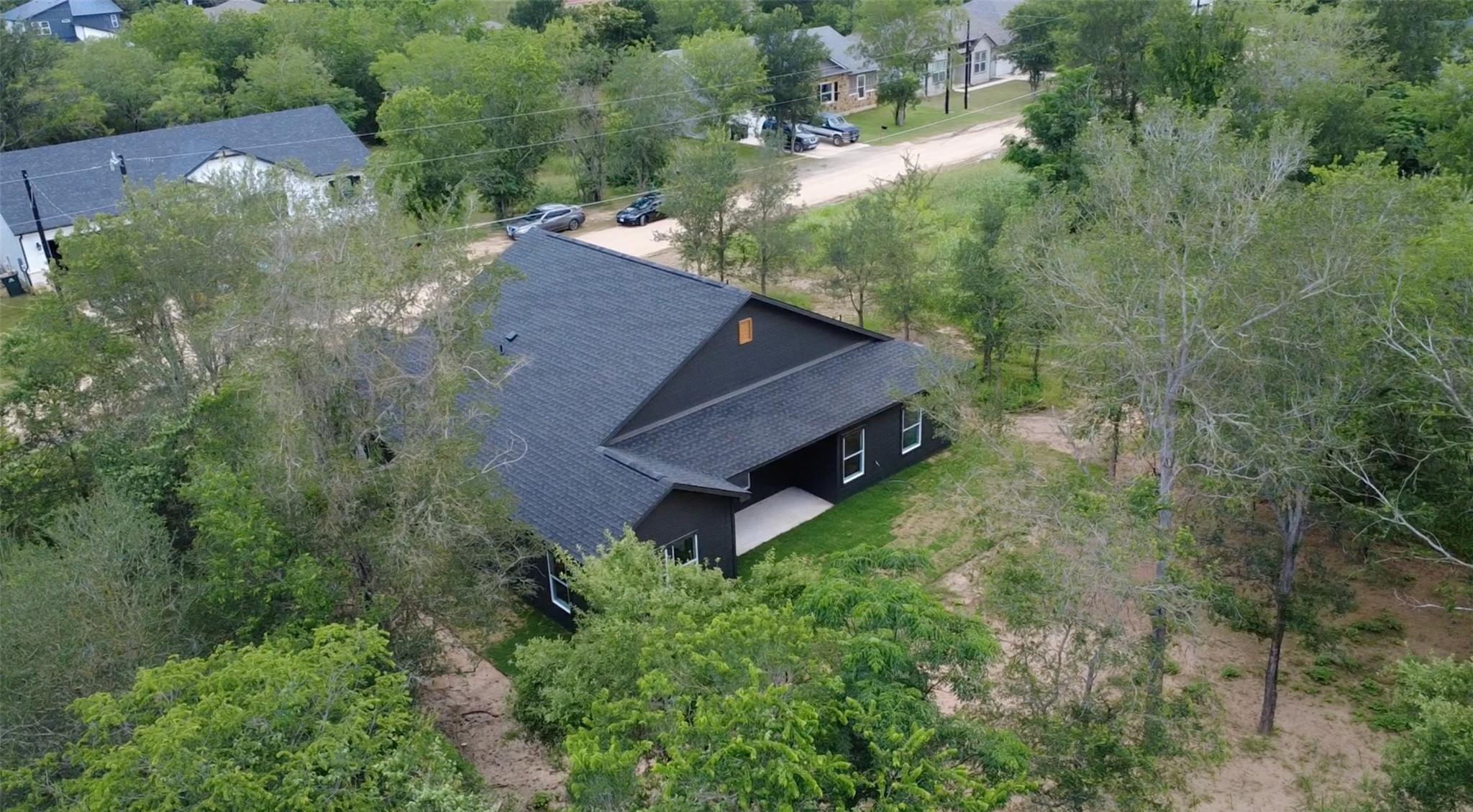 130 Waimanalo Ln, Bastrop, TX 78602