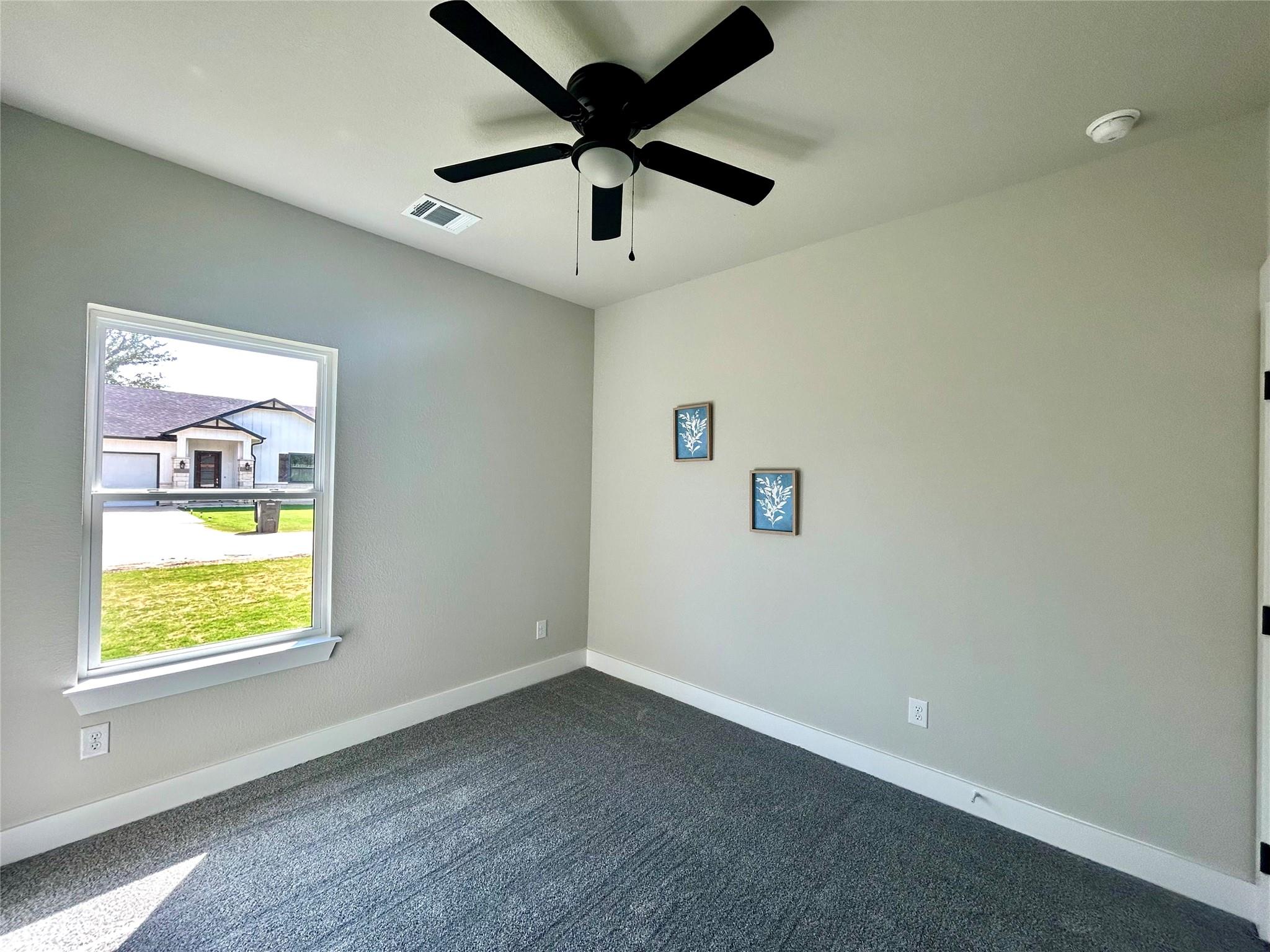 130 Waimanalo Ln, Bastrop, TX 78602