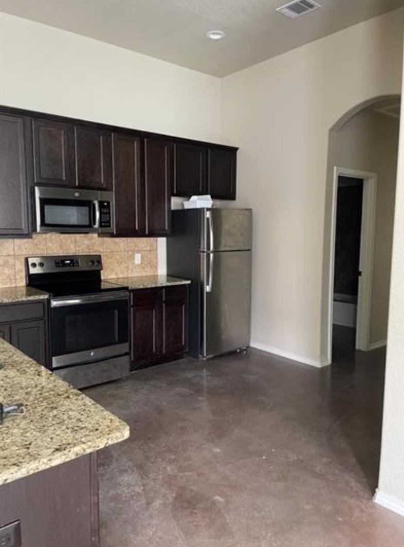 601 Jack Rabbit Ln # B, Buda, TX 78610