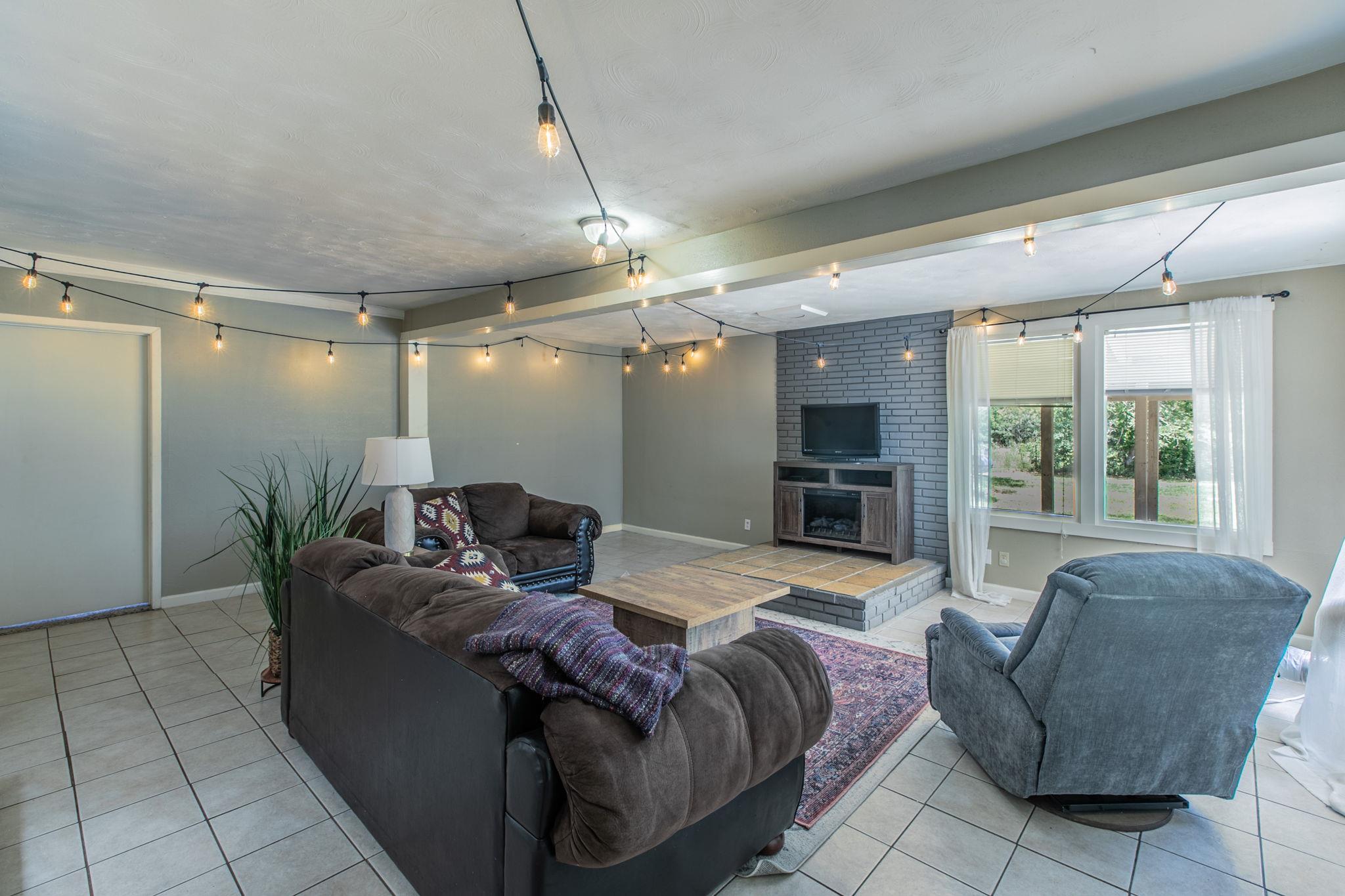 251 Cool Water Dr, Bastrop, TX 78602