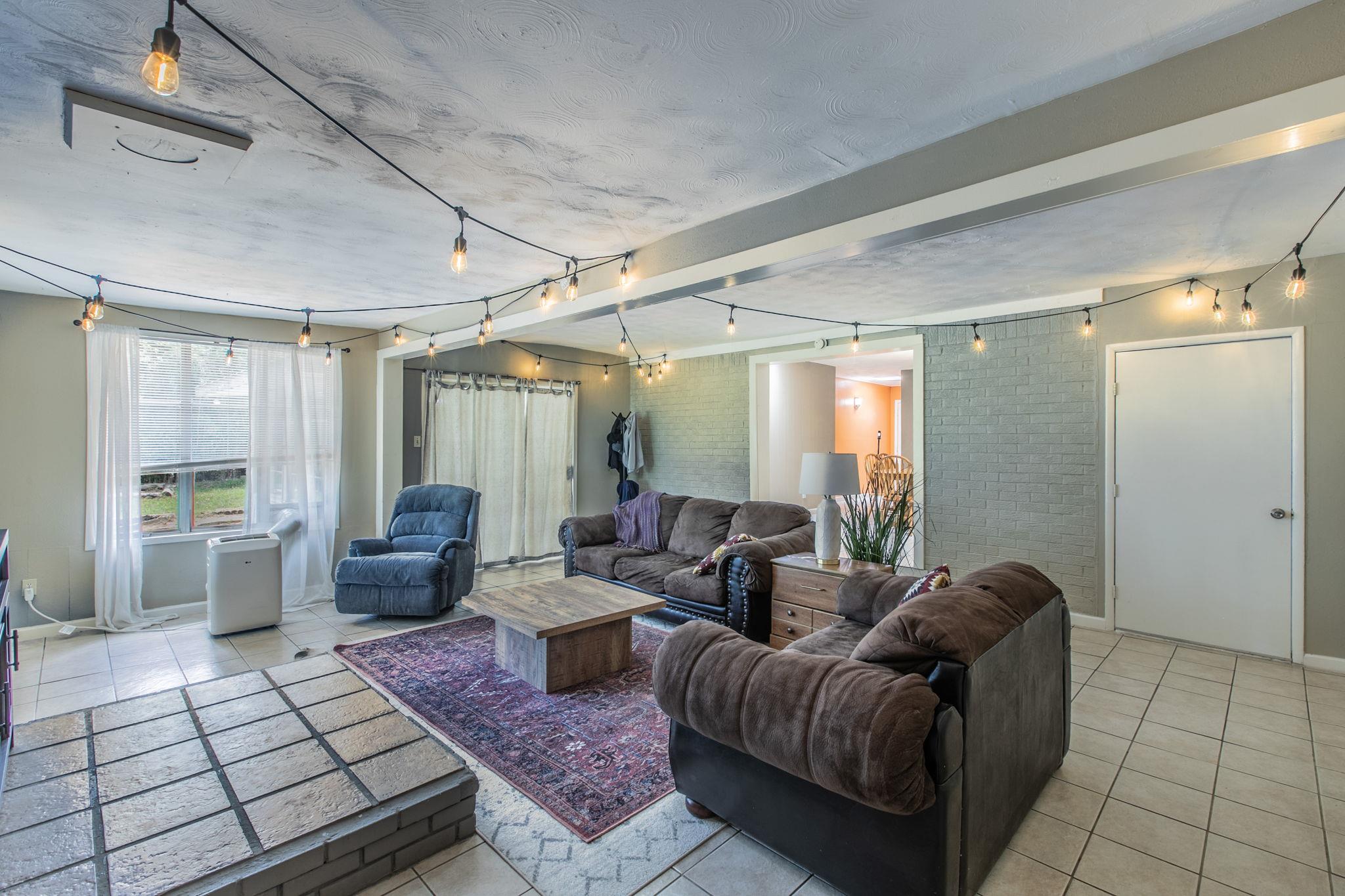 251 Cool Water Dr, Bastrop, TX 78602