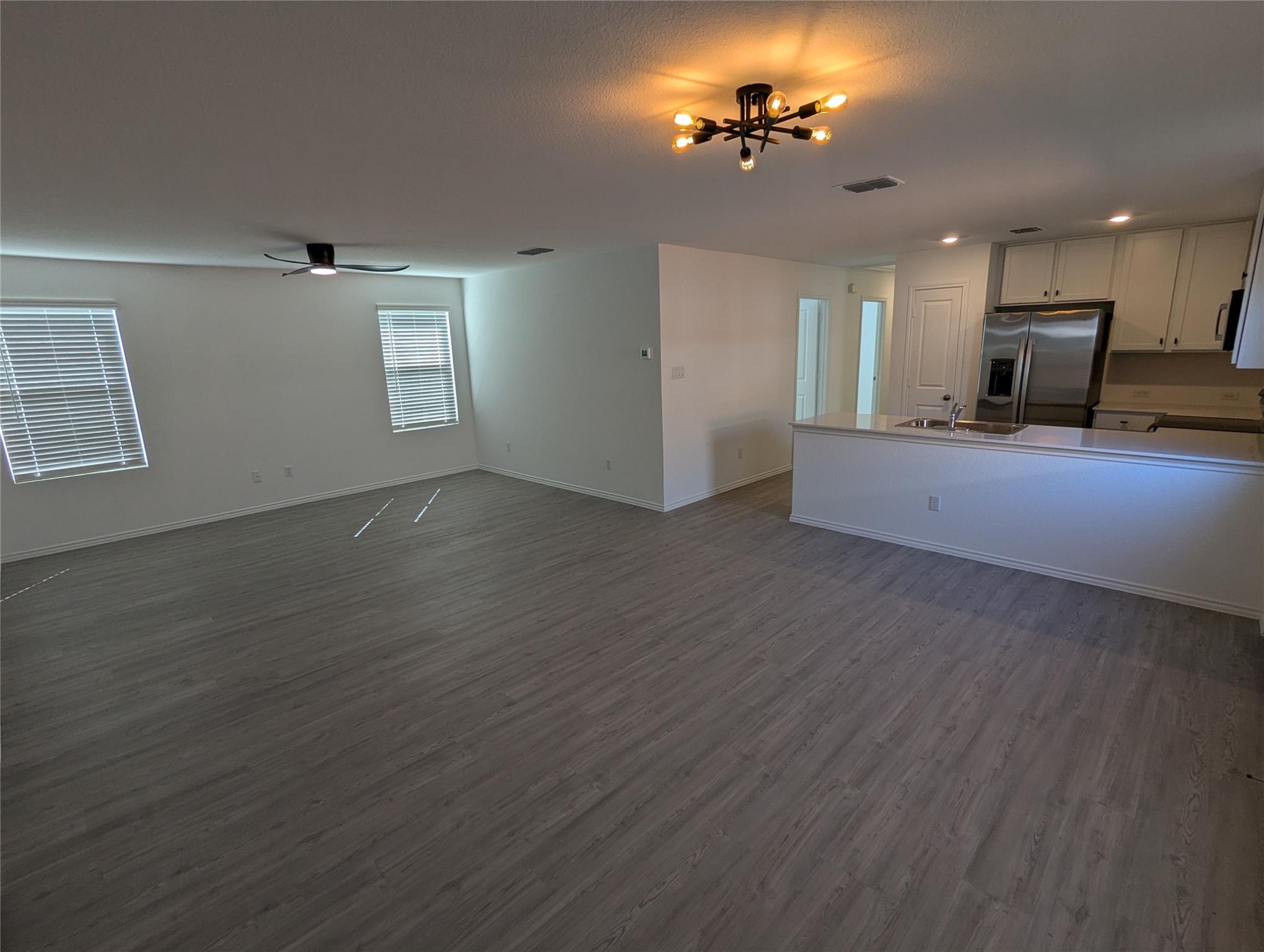 344 Marty Allen Loop, Jarrell, TX 76537