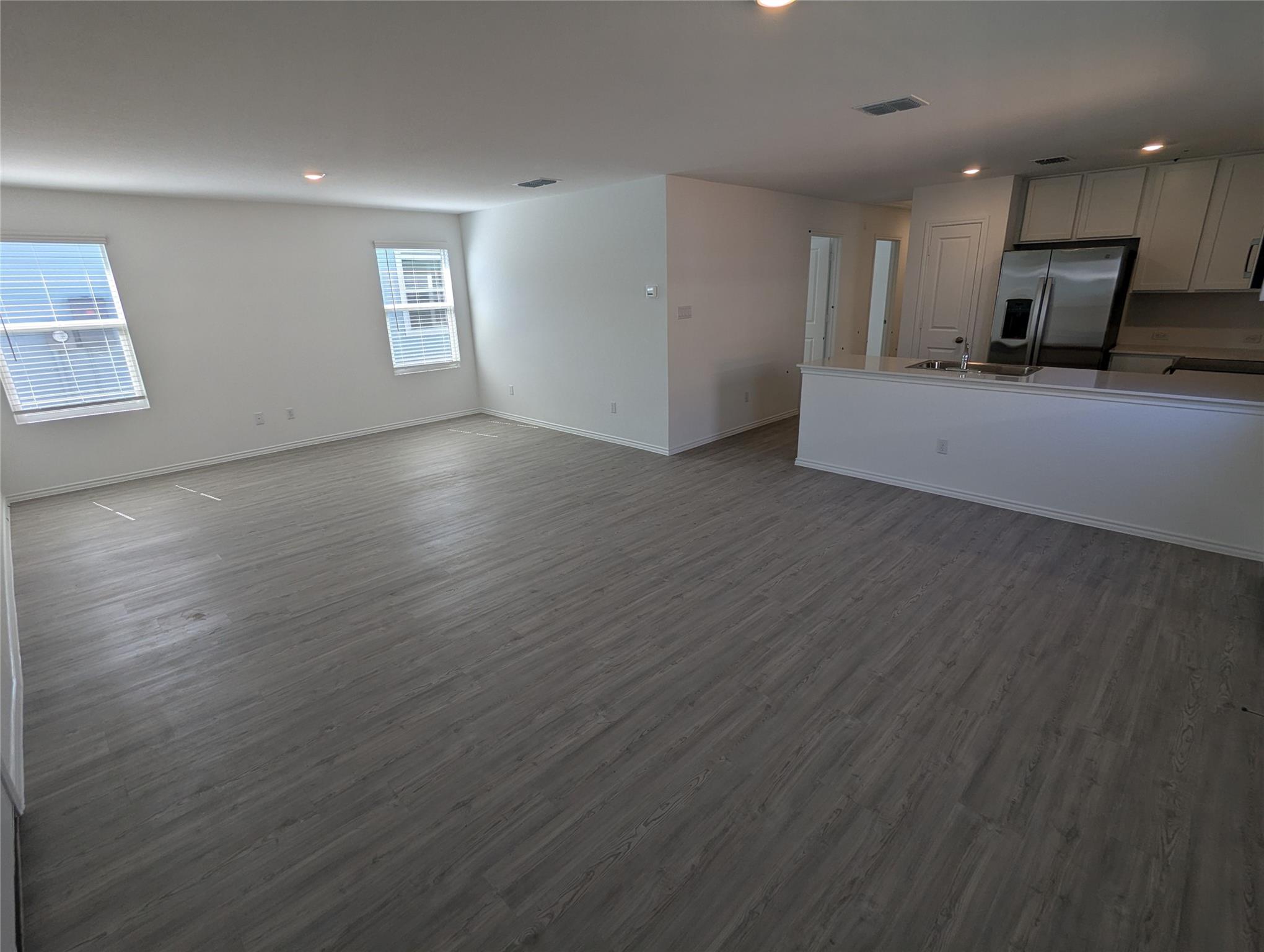 344 Marty Allen Loop, Jarrell, TX 76537