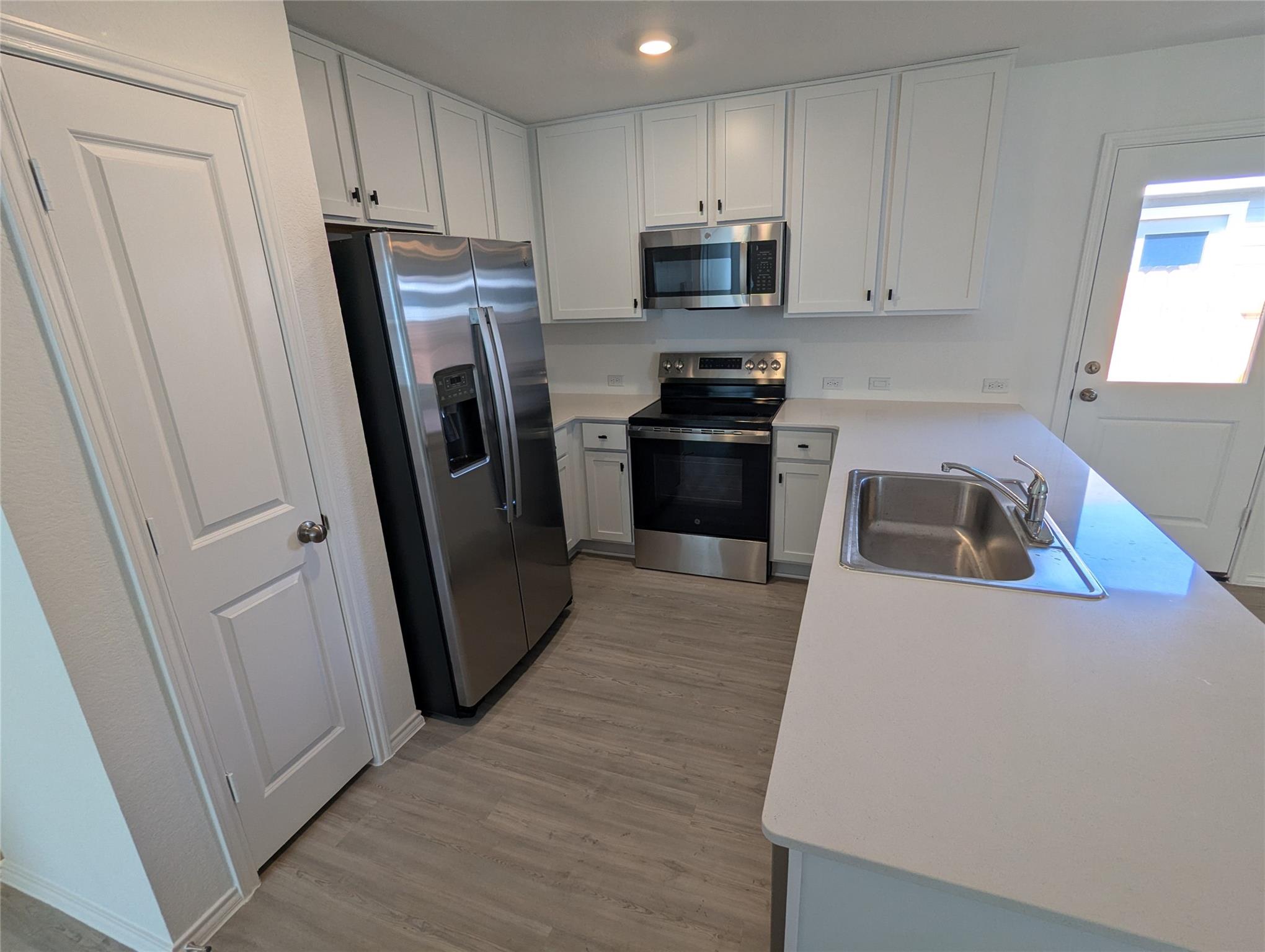 344 Marty Allen Loop, Jarrell, TX 76537