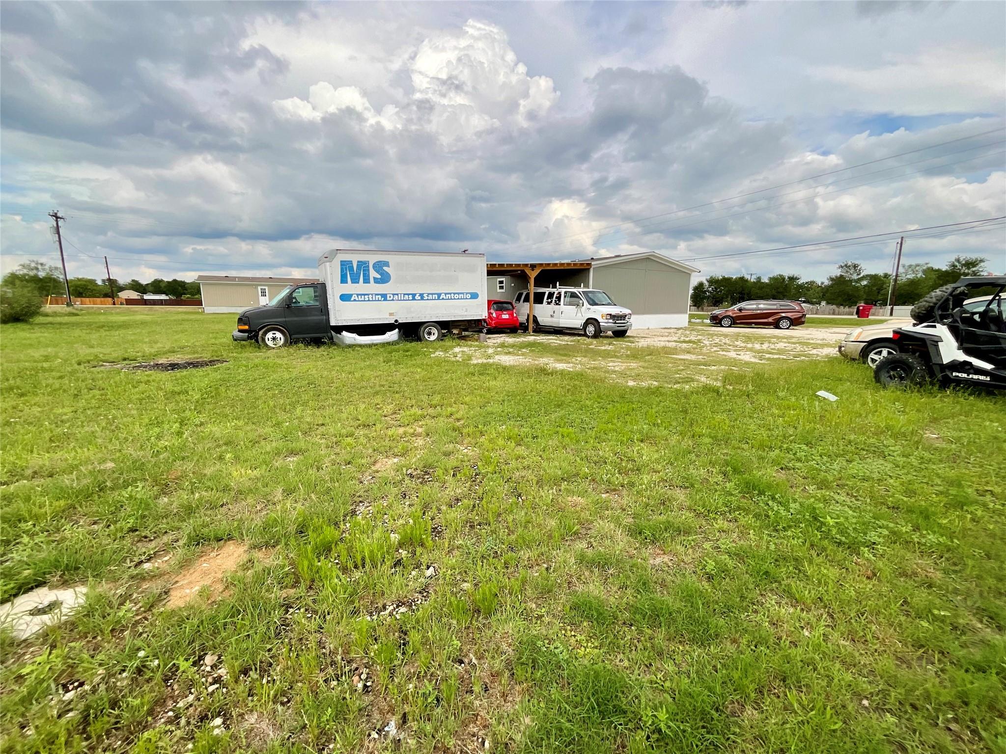 128 Ciervo St, Cedar Creek, TX 78612