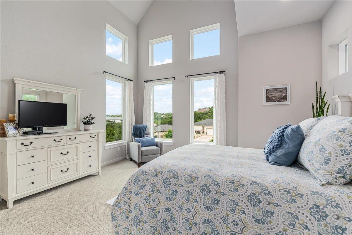 22308 Shotts Dr, Spicewood, TX 78669
