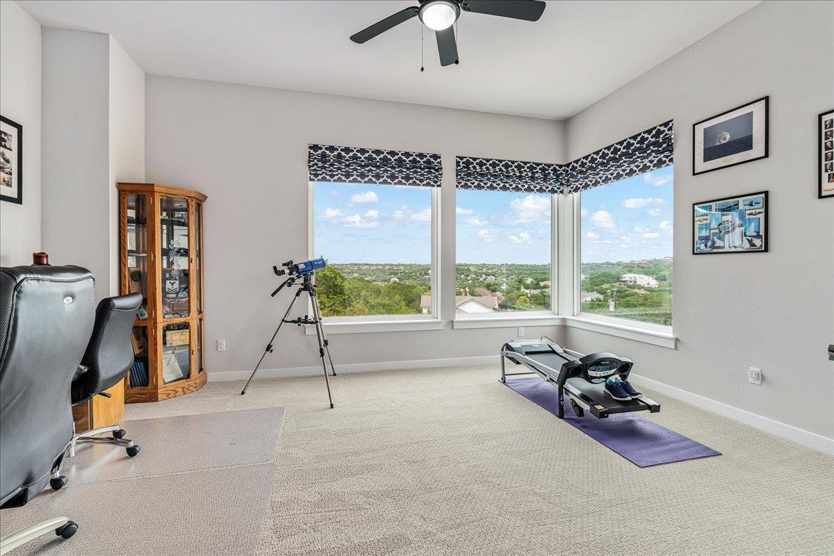 22308 Shotts Dr, Spicewood, TX 78669
