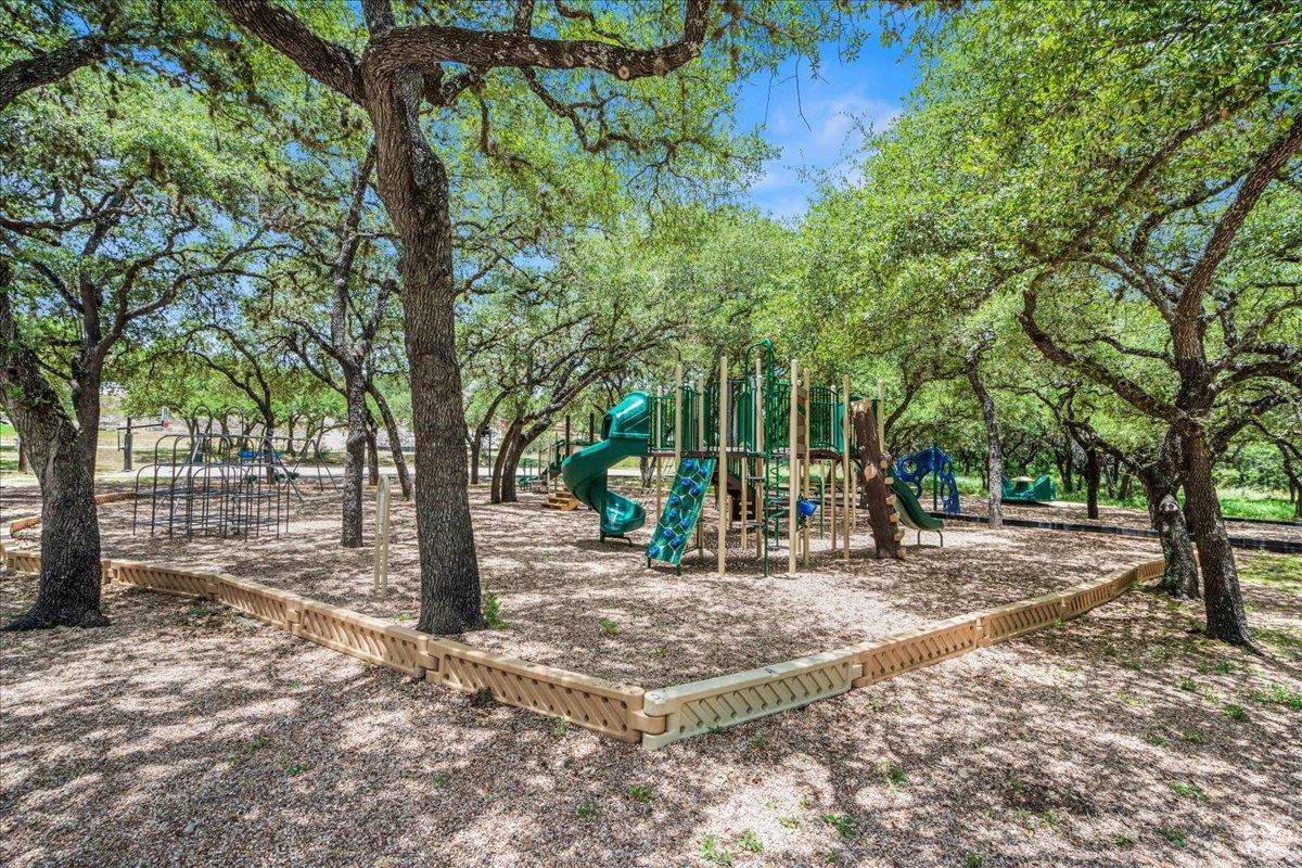 22308 Shotts Dr, Spicewood, TX 78669