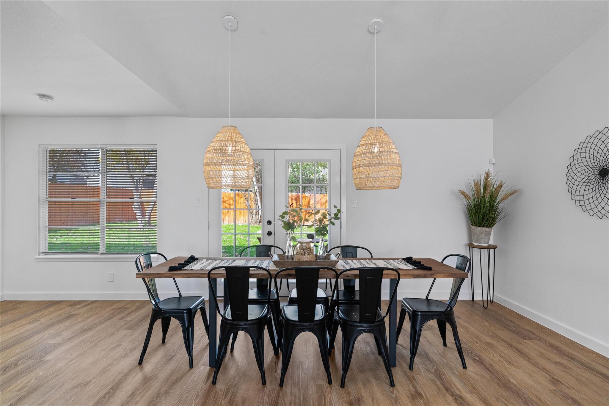 800 Huntingdon Pl, Austin, TX 78745