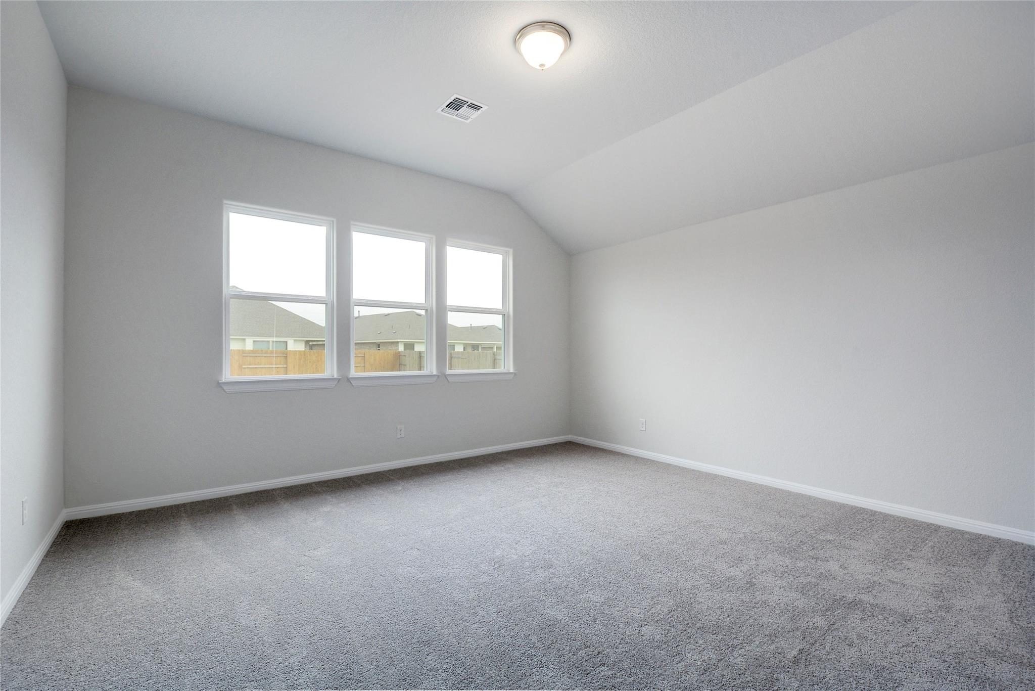 134 Edgewater Trl, Bastrop, TX 78602