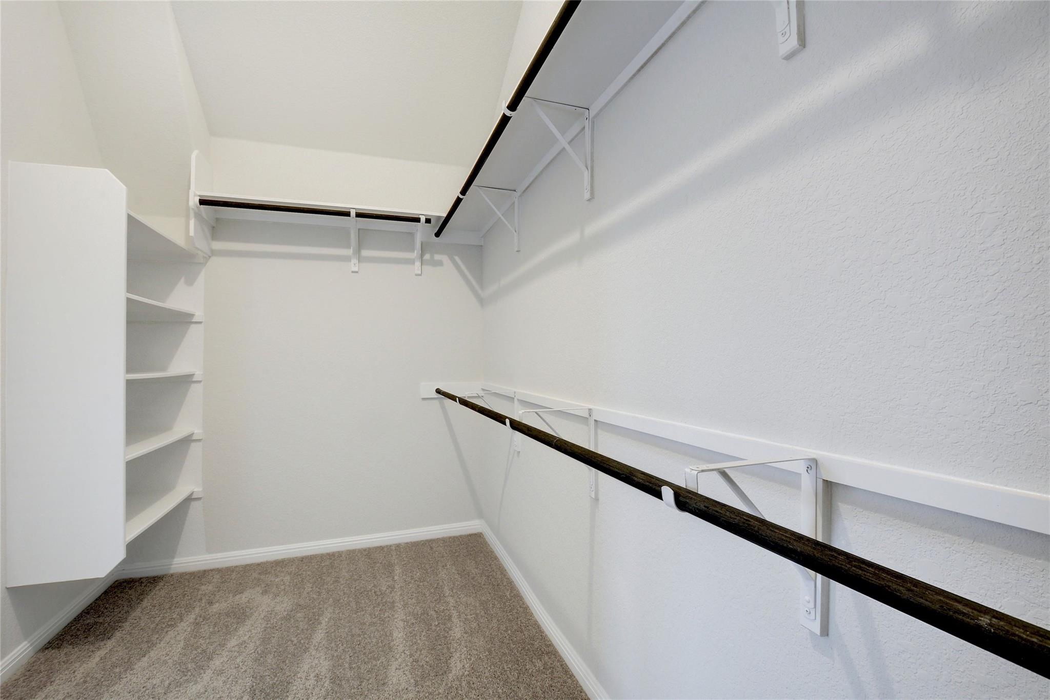 134 Edgewater Trl, Bastrop, TX 78602