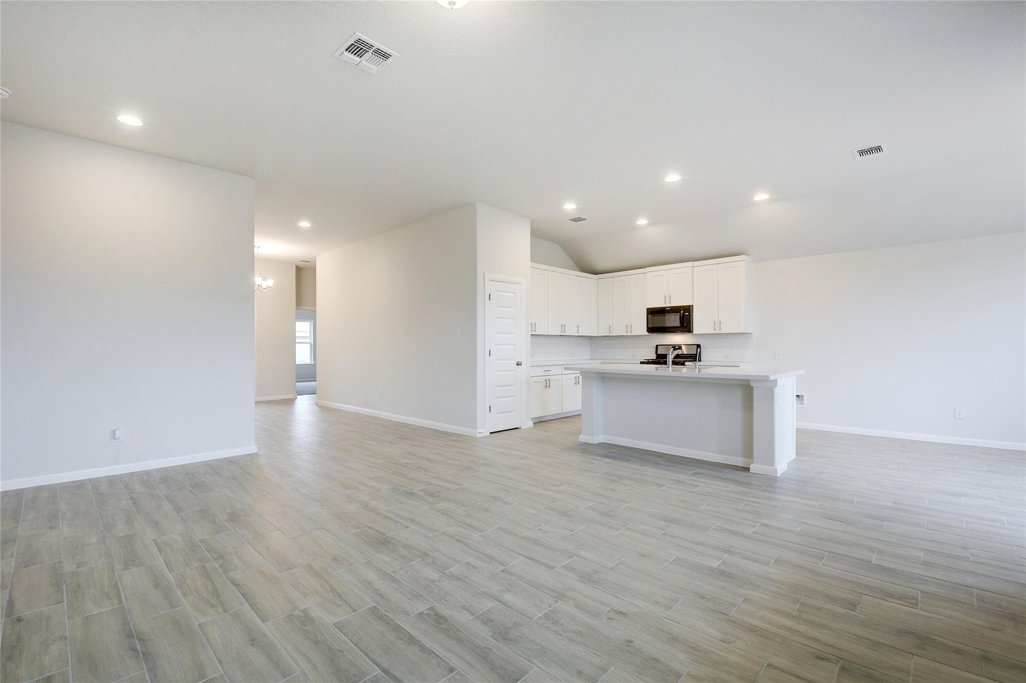 134 Edgewater Trl, Bastrop, TX 78602