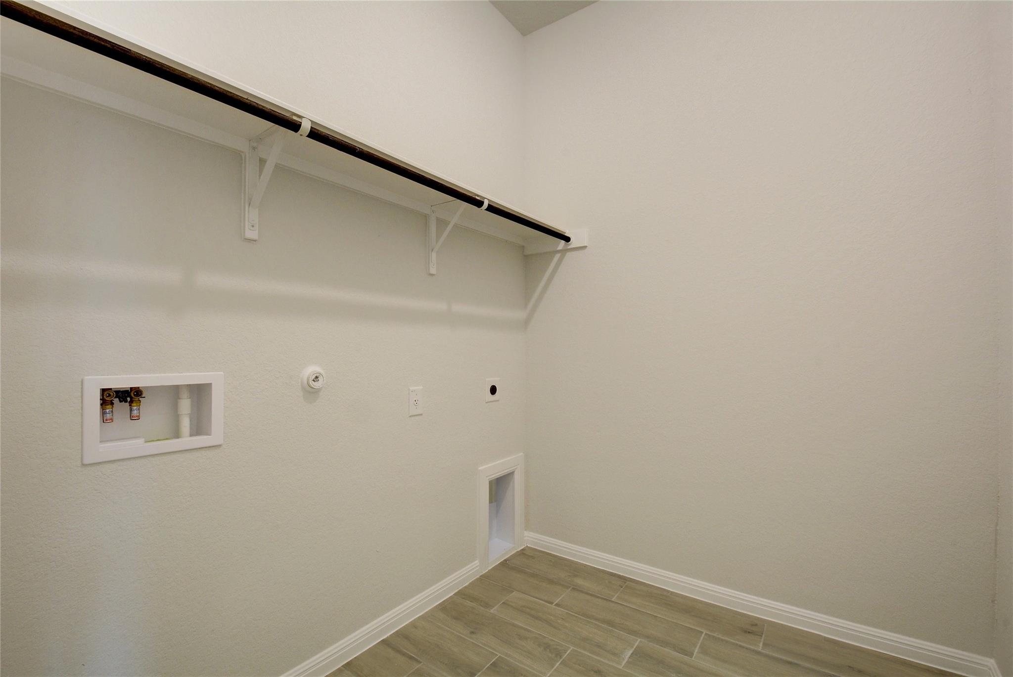 134 Edgewater Trl, Bastrop, TX 78602
