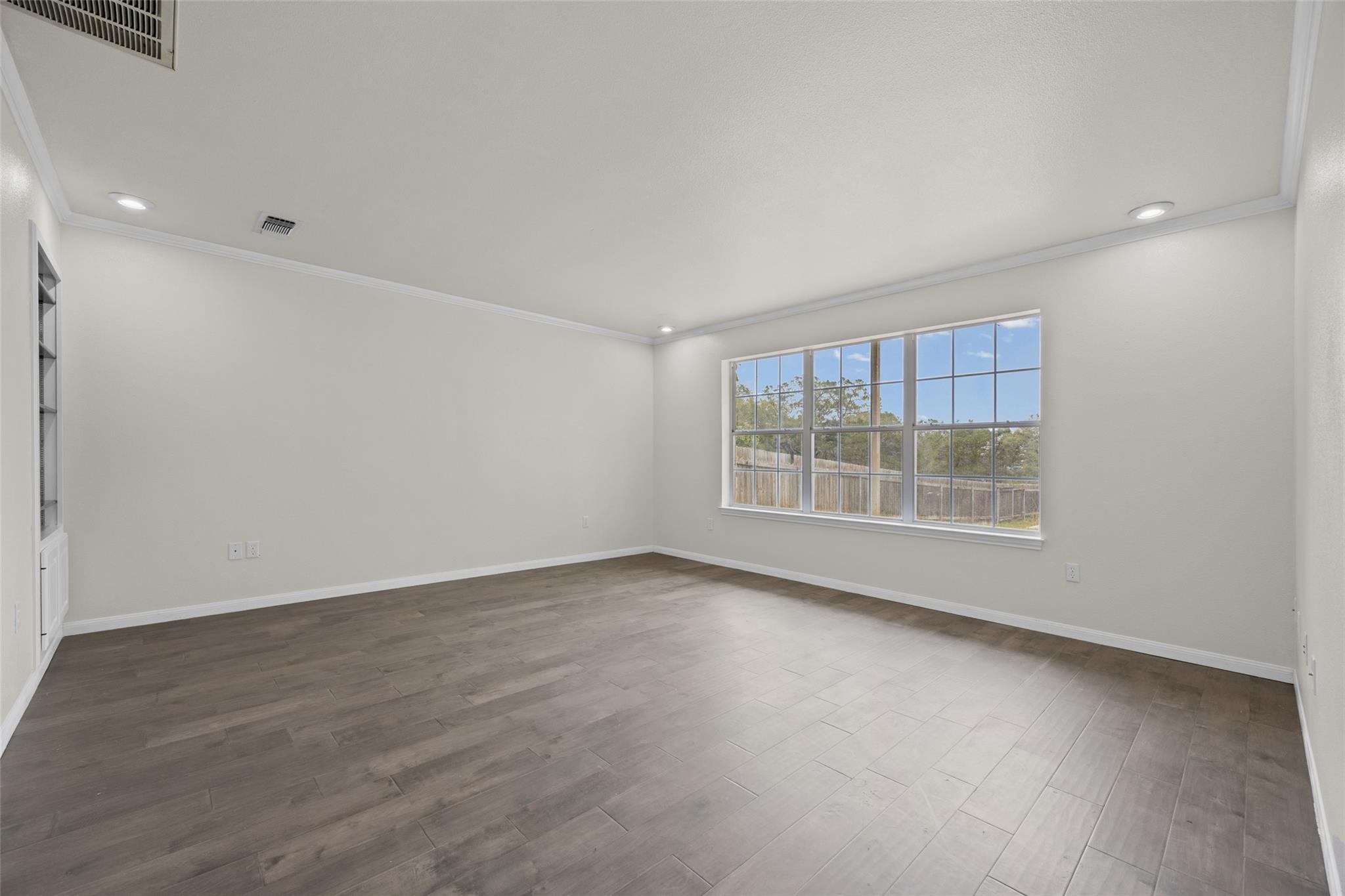 4205 Park Dr, Lago Vista, TX 78645