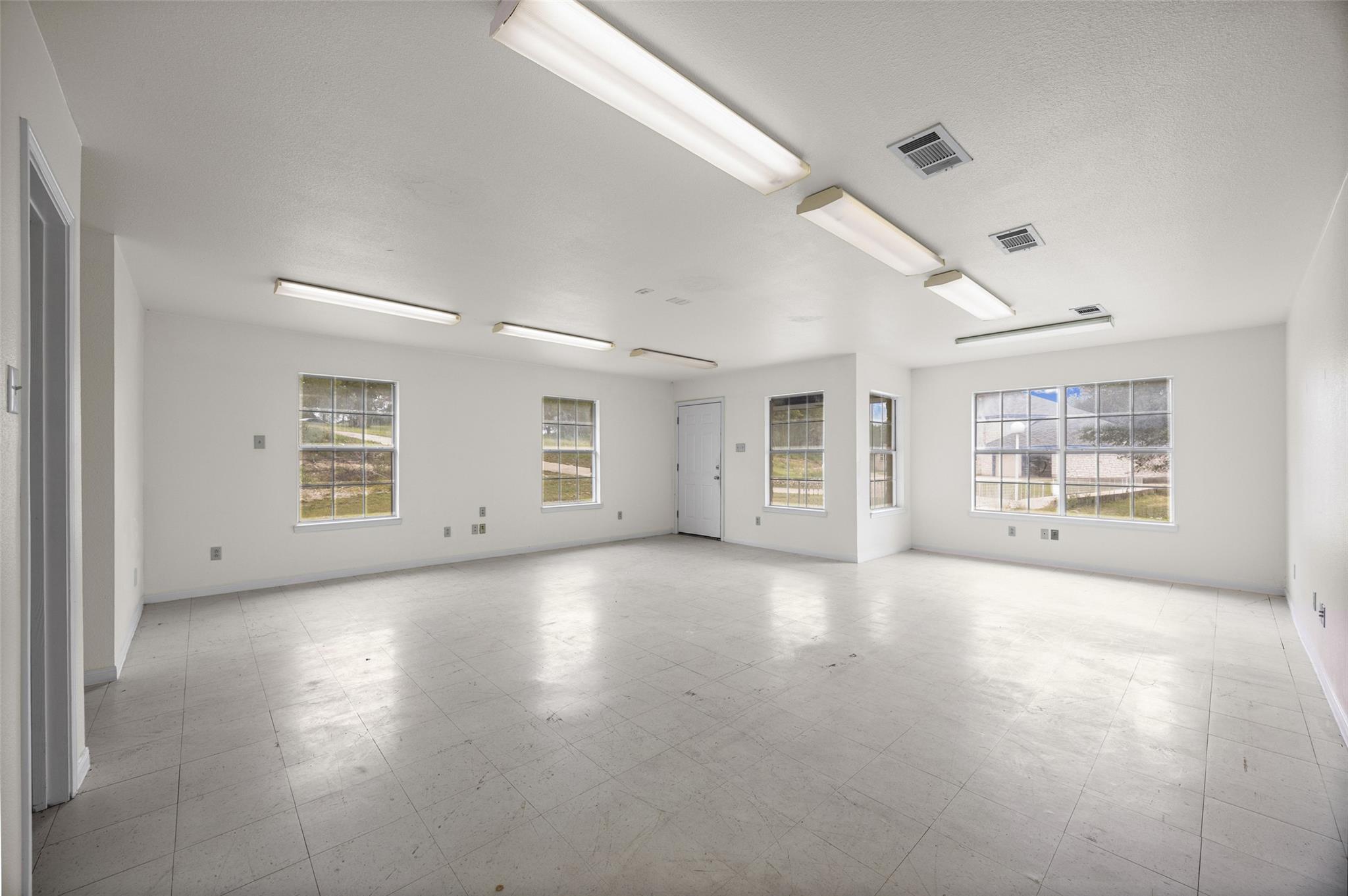 4205 Park Dr, Lago Vista, TX 78645