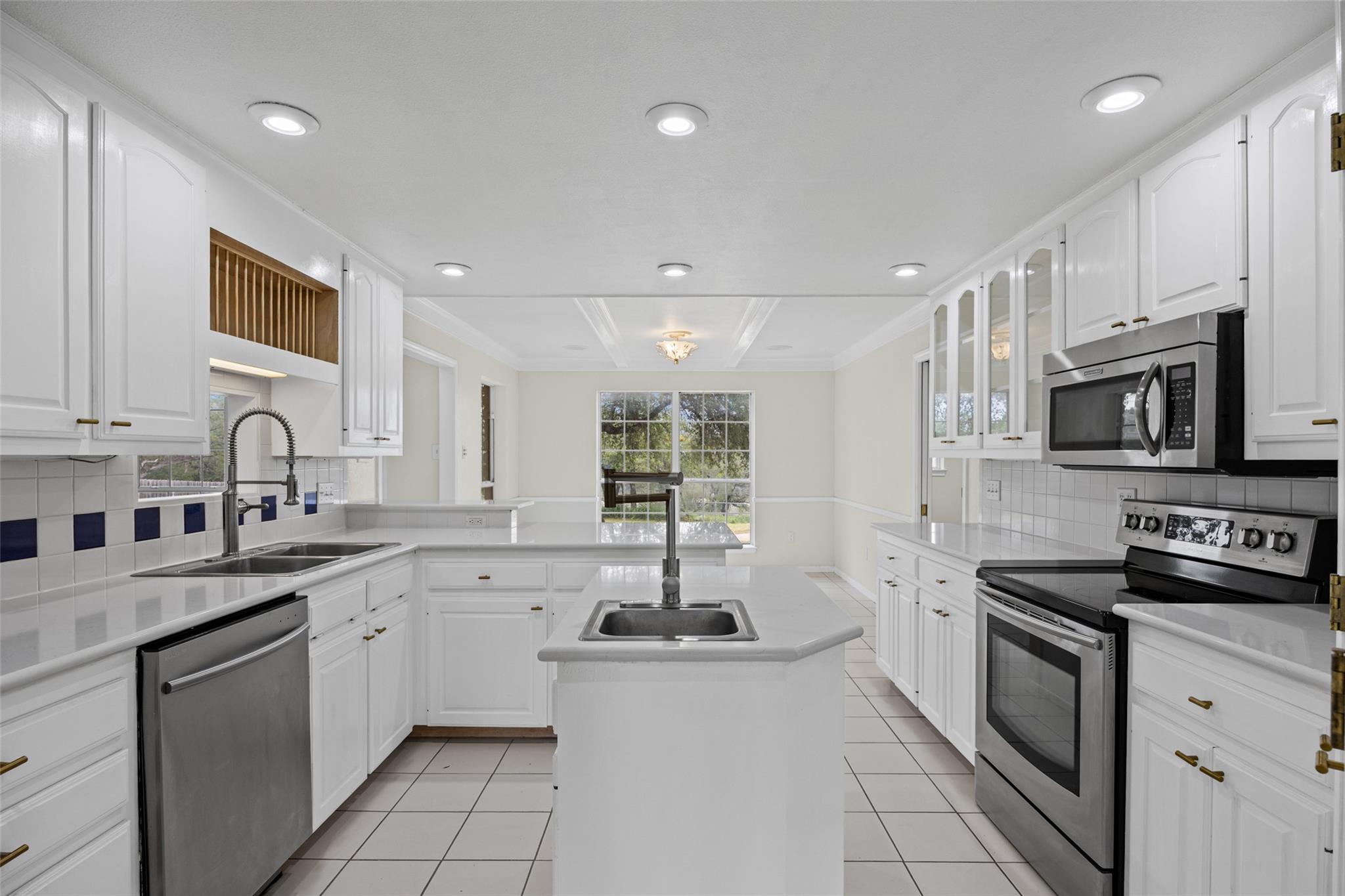 4205 Park Dr, Lago Vista, TX 78645