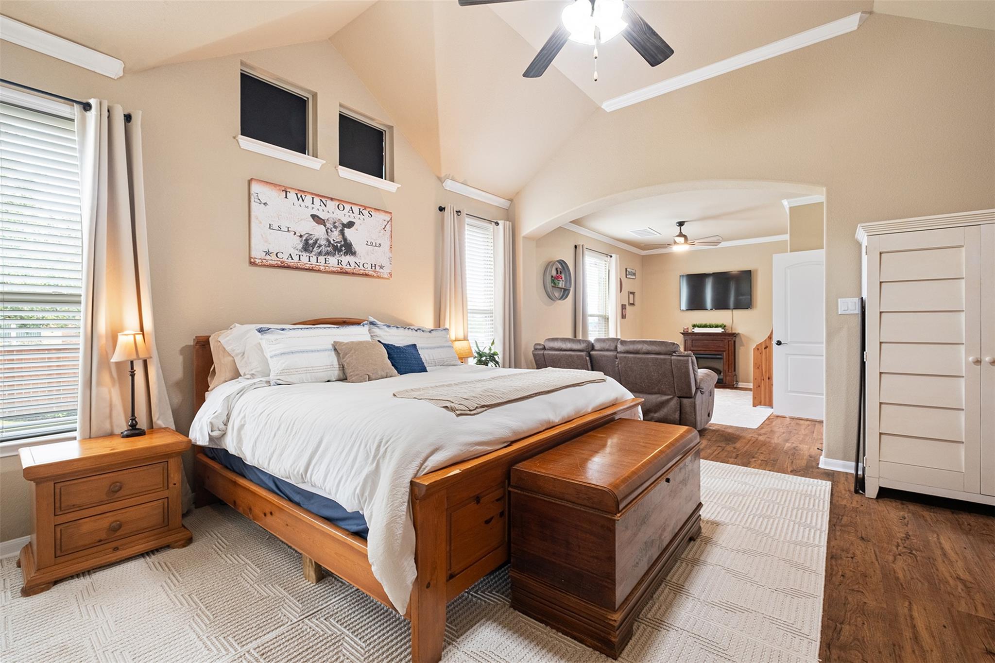102 McCoy Cir, Bastrop, TX 78602