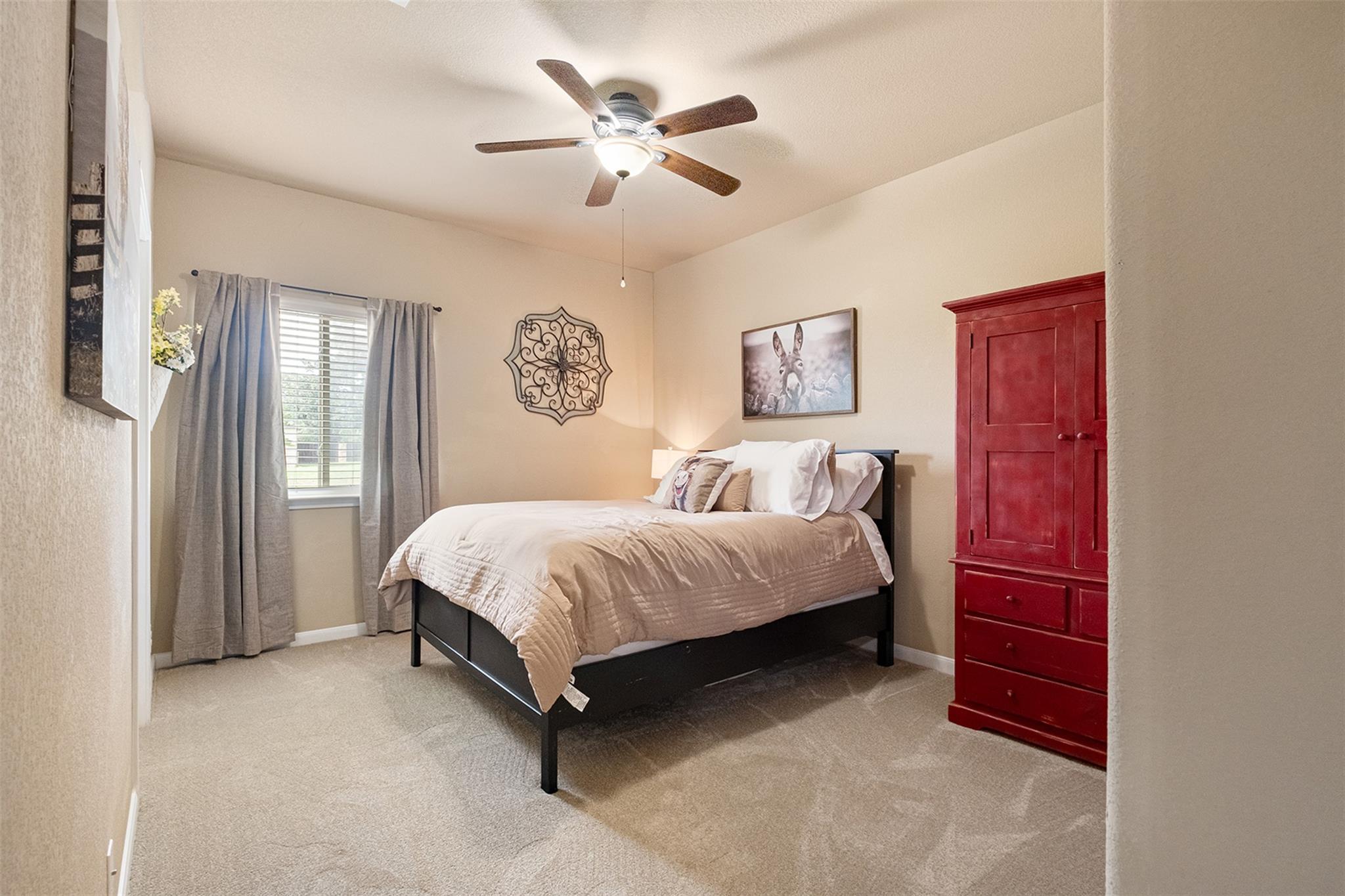 102 McCoy Cir, Bastrop, TX 78602