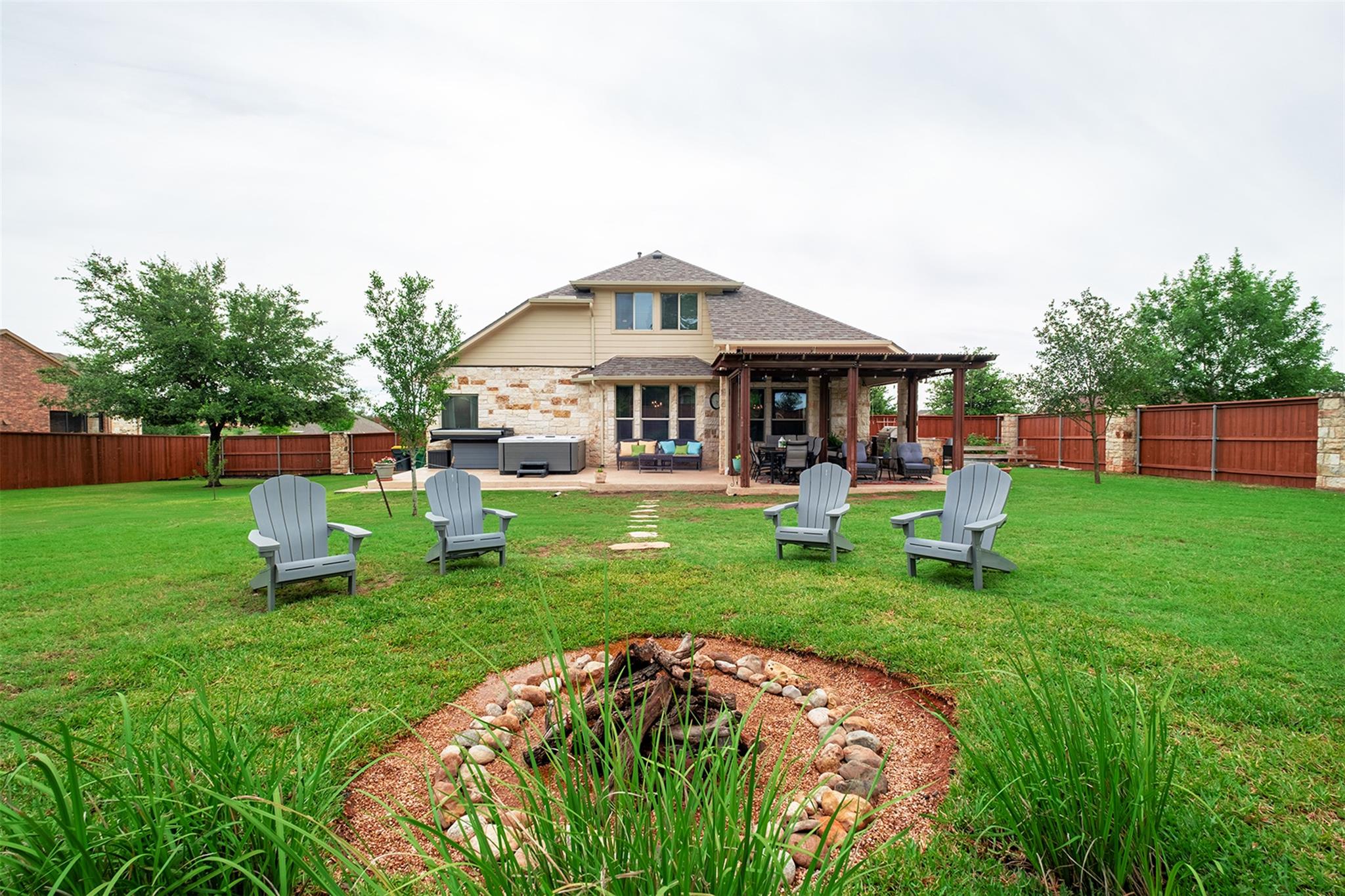 102 McCoy Cir, Bastrop, TX 78602
