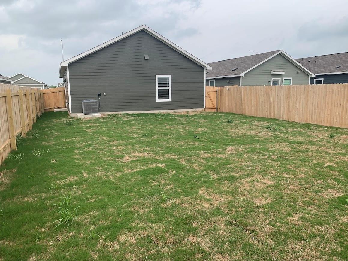 427 Bullhead Rd, Bastrop, TX 78602