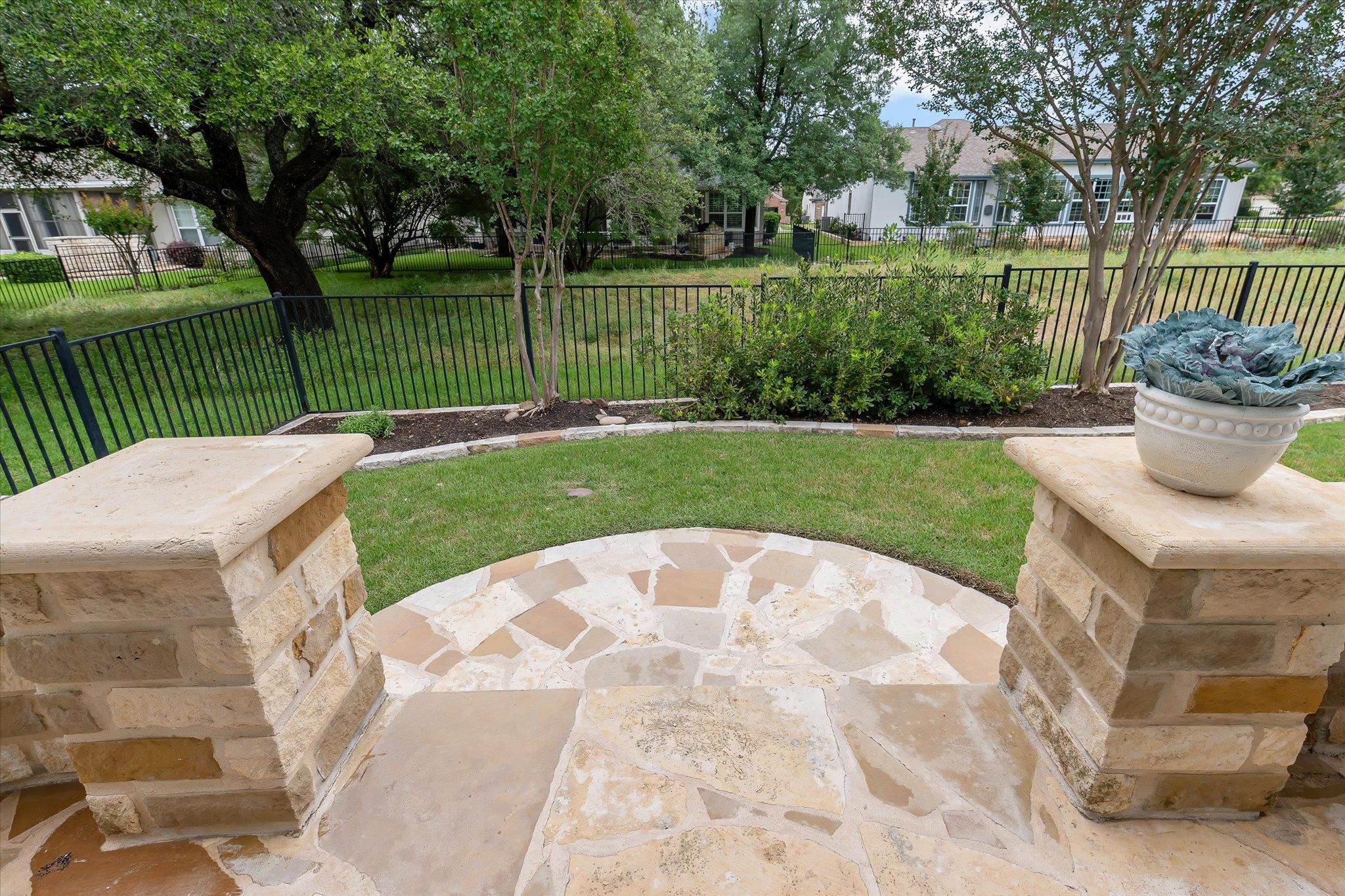 402 Deer Meadow Cir, Georgetown, TX 78633