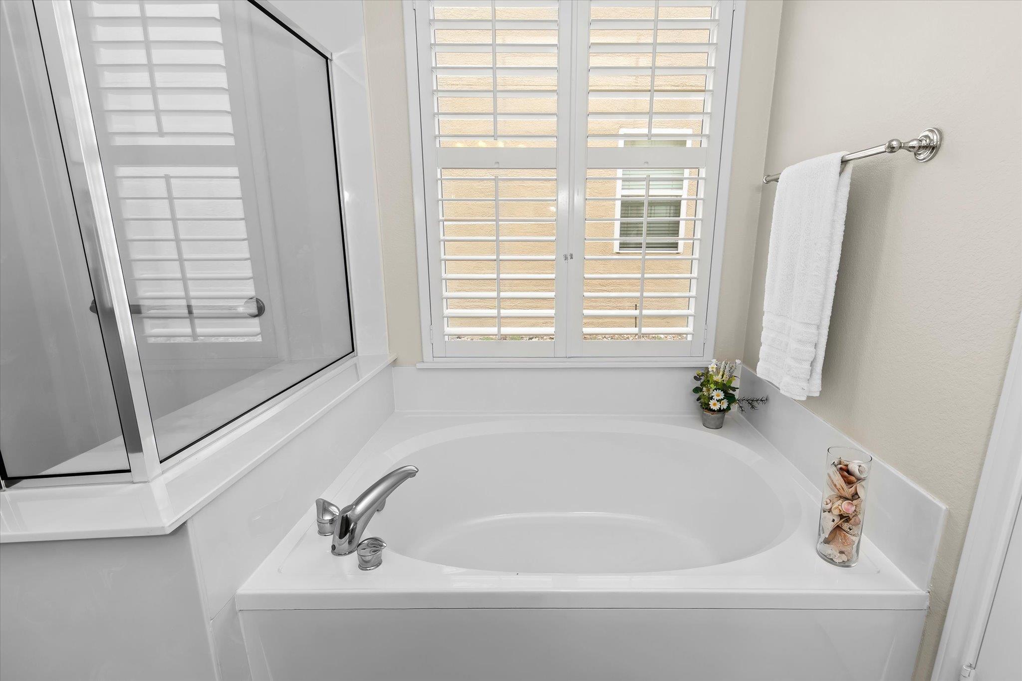 402 Deer Meadow Cir, Georgetown, TX 78633
