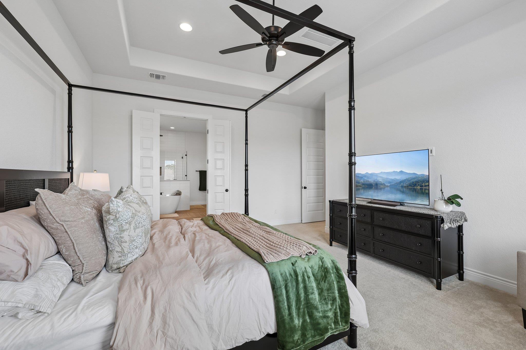 130 Firethorn Loop, Bastrop, TX 78602