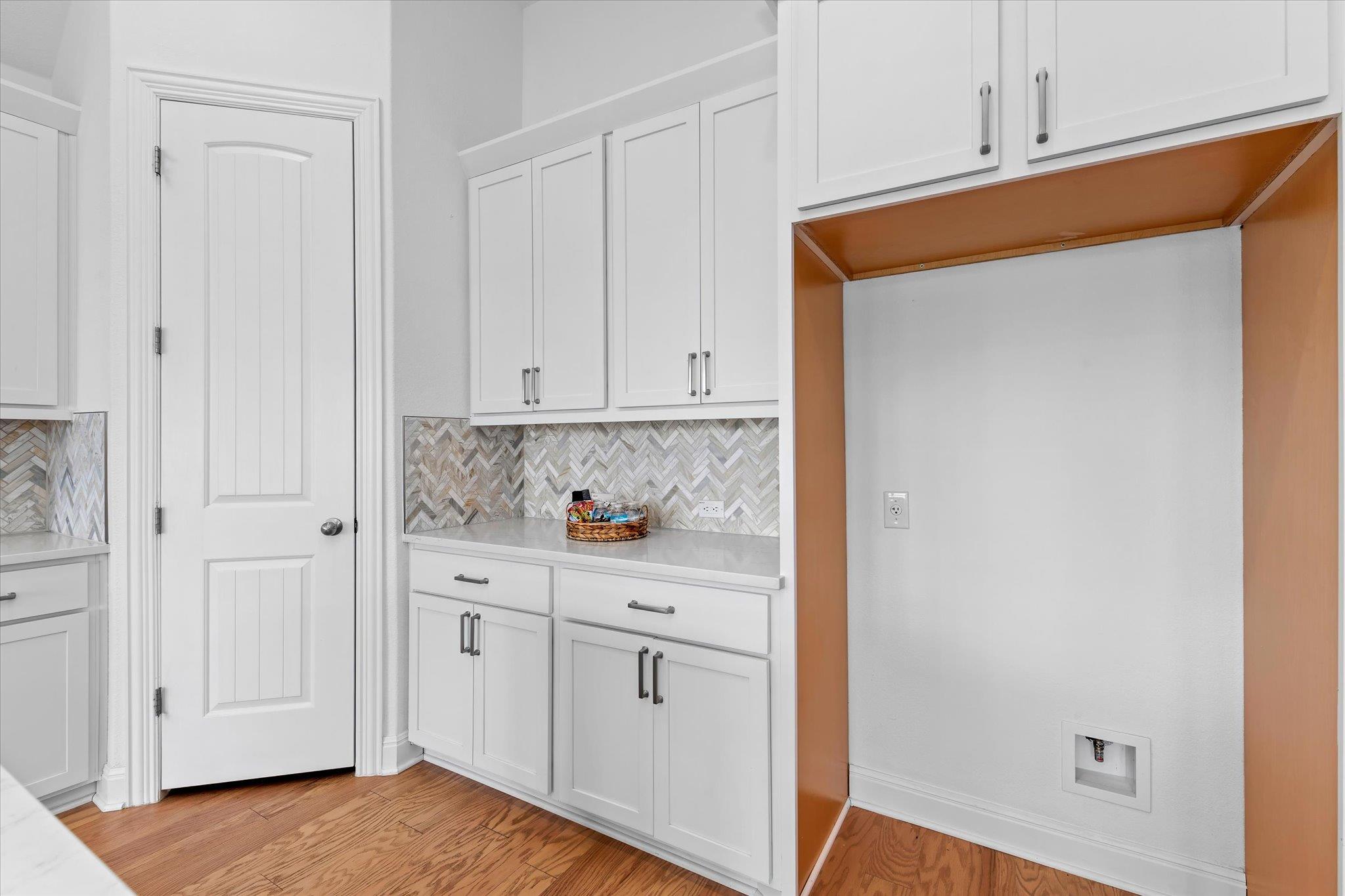 121 Shagbark Trl, Bastrop, TX 78602