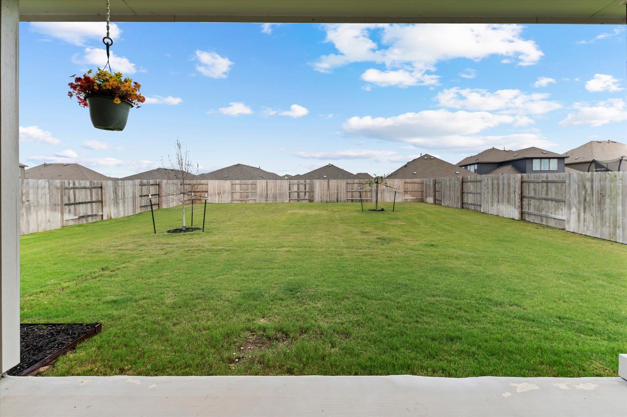 121 Shagbark Trl, Bastrop, TX 78602