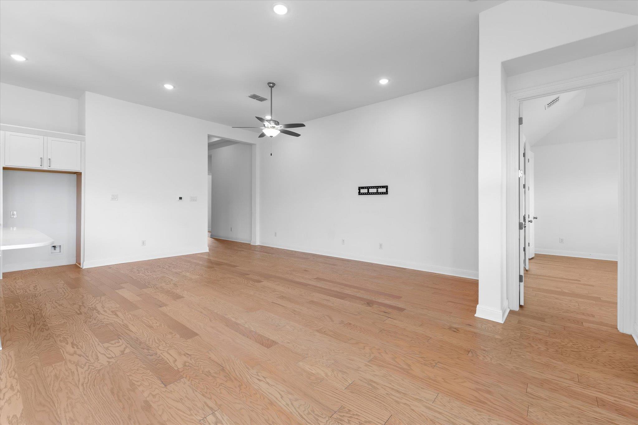 121 Shagbark Trl, Bastrop, TX 78602