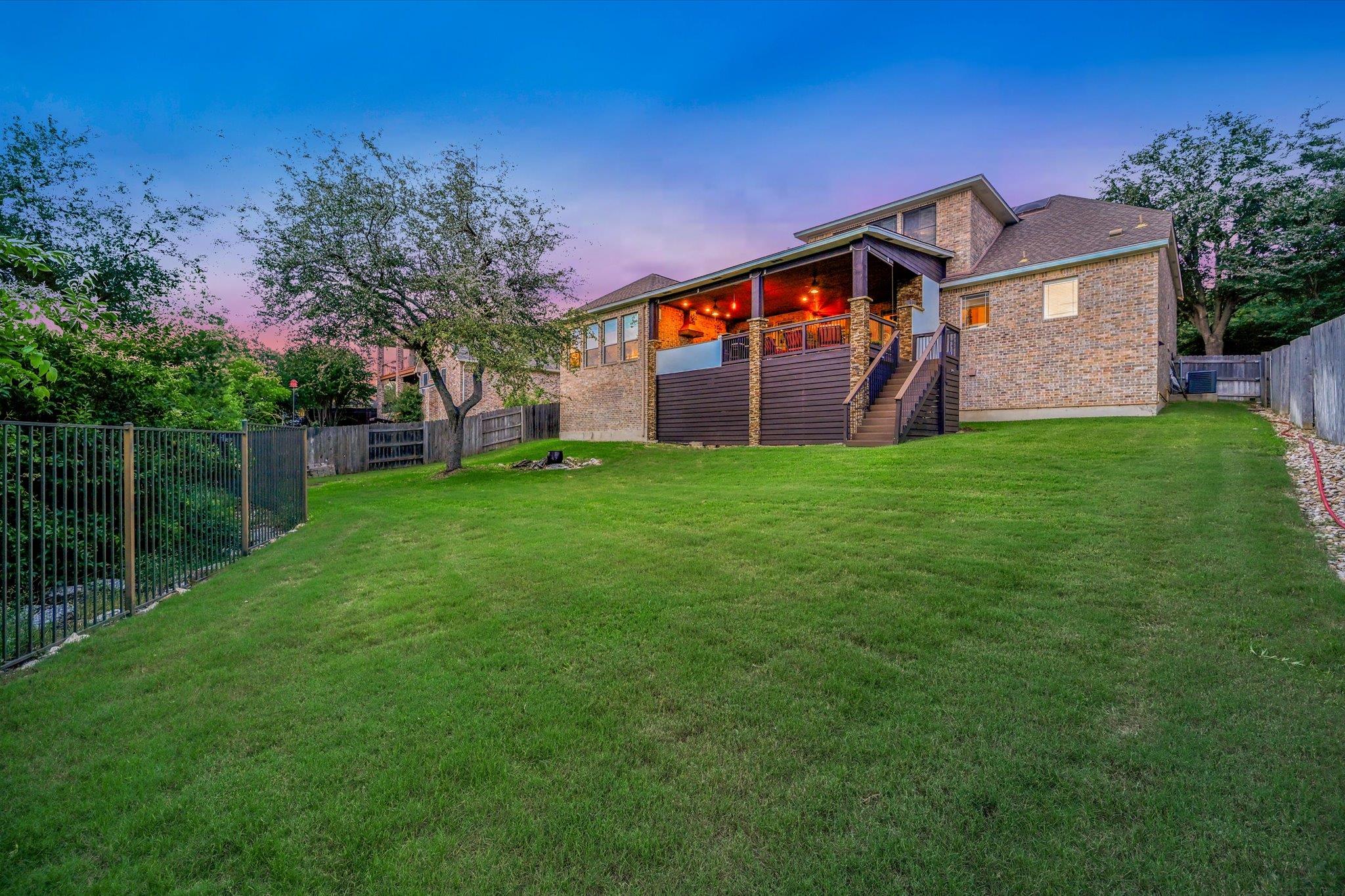 2803 Welton Cliff Dr, Cedar Park, TX 78613