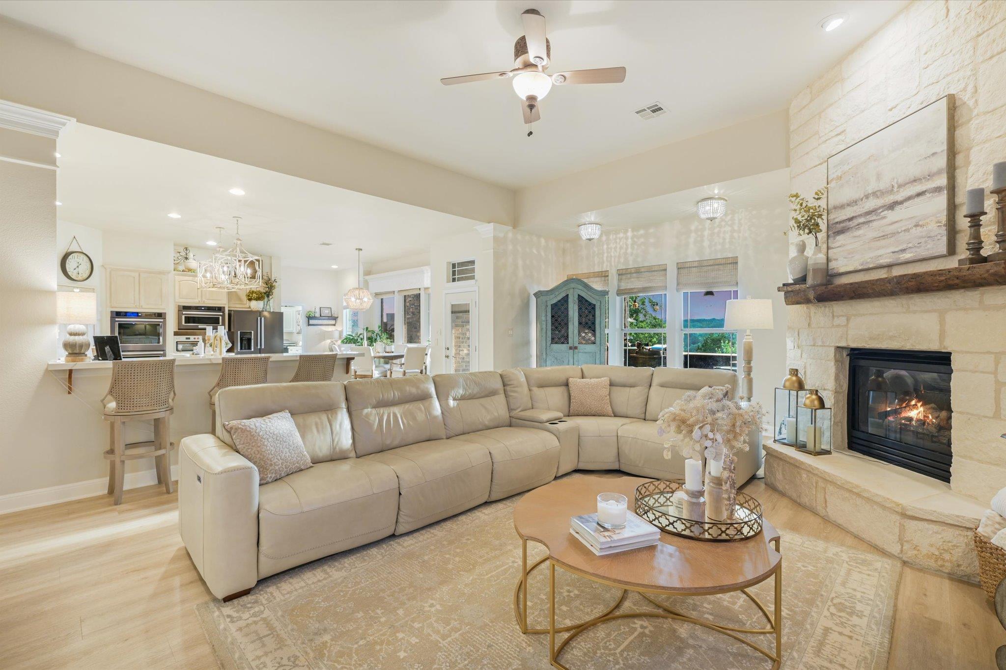 2803 Welton Cliff Dr, Cedar Park, TX 78613
