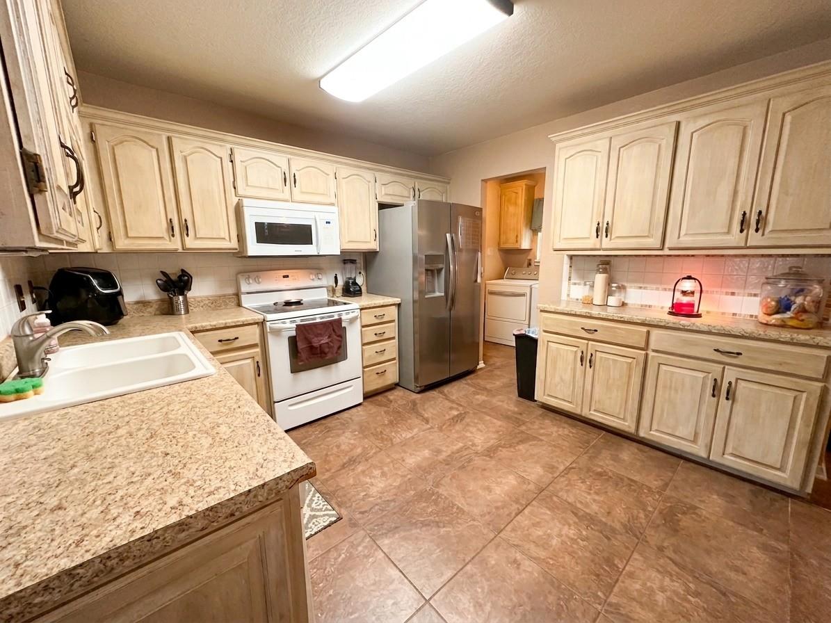 1100 Windy Hill Rd, Harker Heights, TX 76548