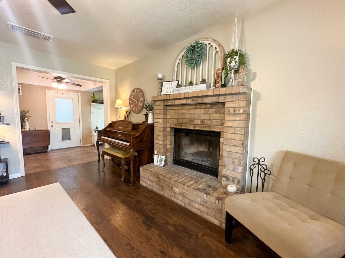1100 Windy Hill Rd, Harker Heights, TX 76548