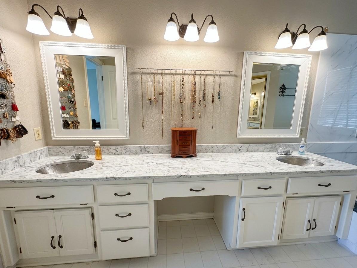 1100 Windy Hill Rd, Harker Heights, TX 76548