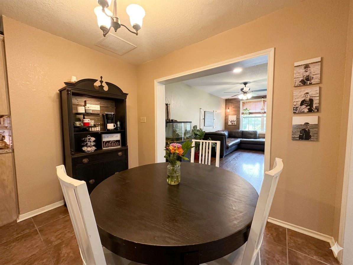 1100 Windy Hill Rd, Harker Heights, TX 76548