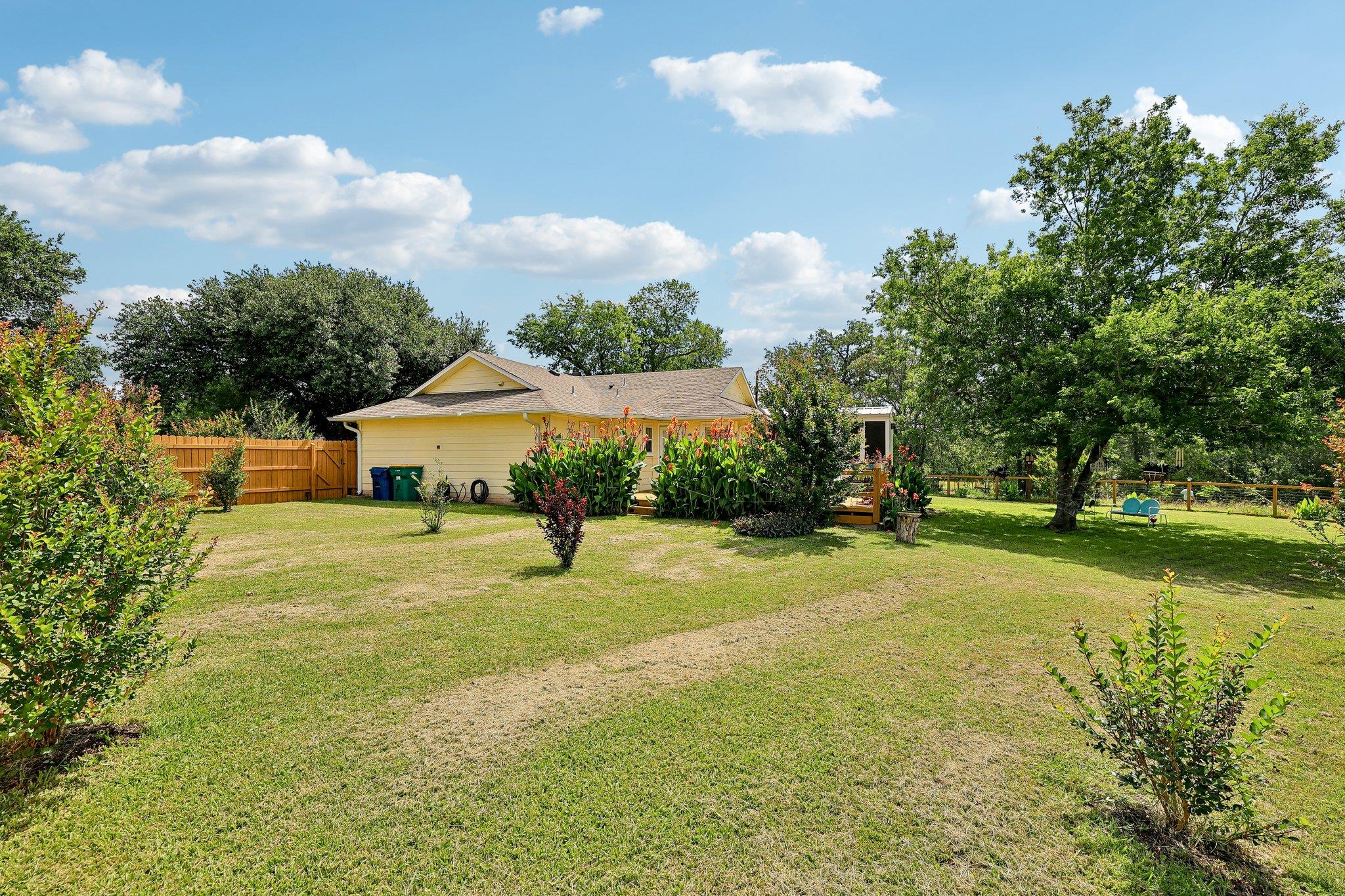 94 Louise St, Elgin, TX 78621