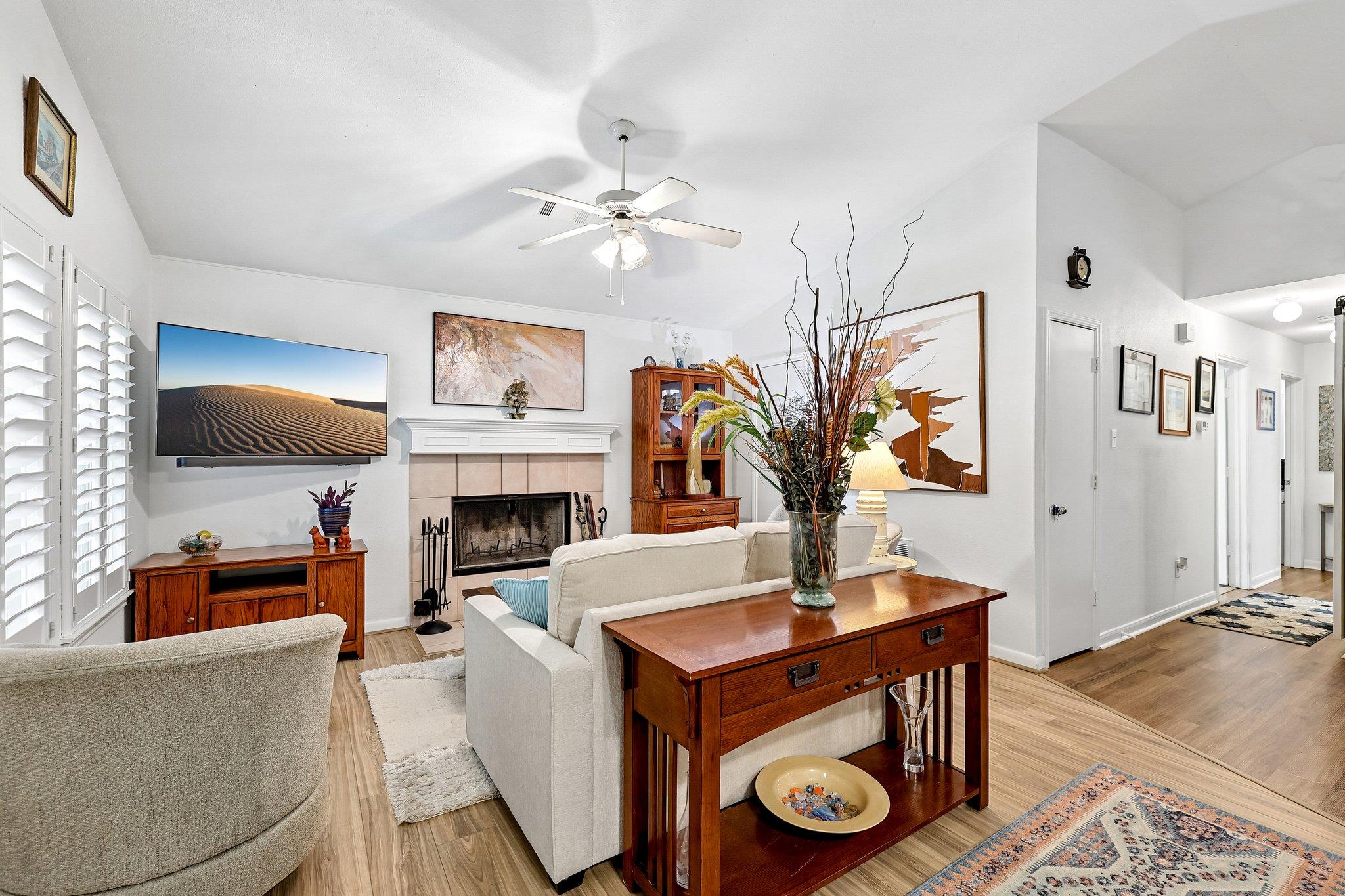 94 Louise St, Elgin, TX 78621