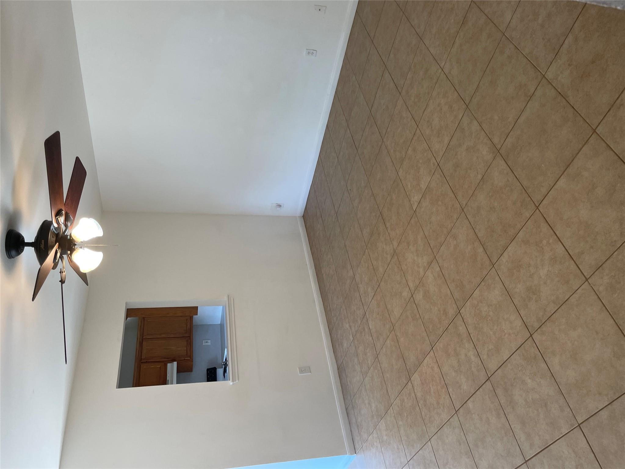 105 Axis Deer Trl # A, Hutto, TX 78634