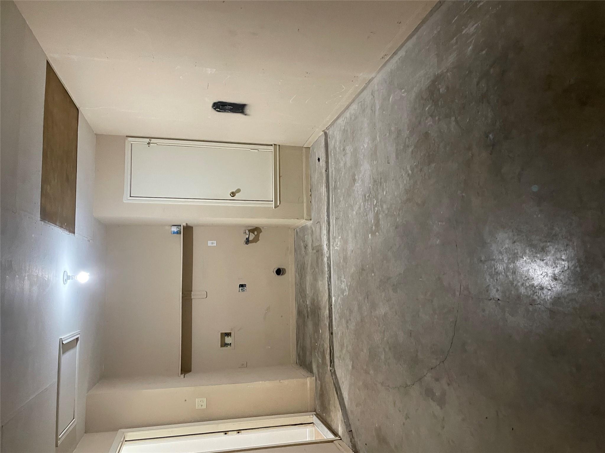 105 Axis Deer Trl # A, Hutto, TX 78634