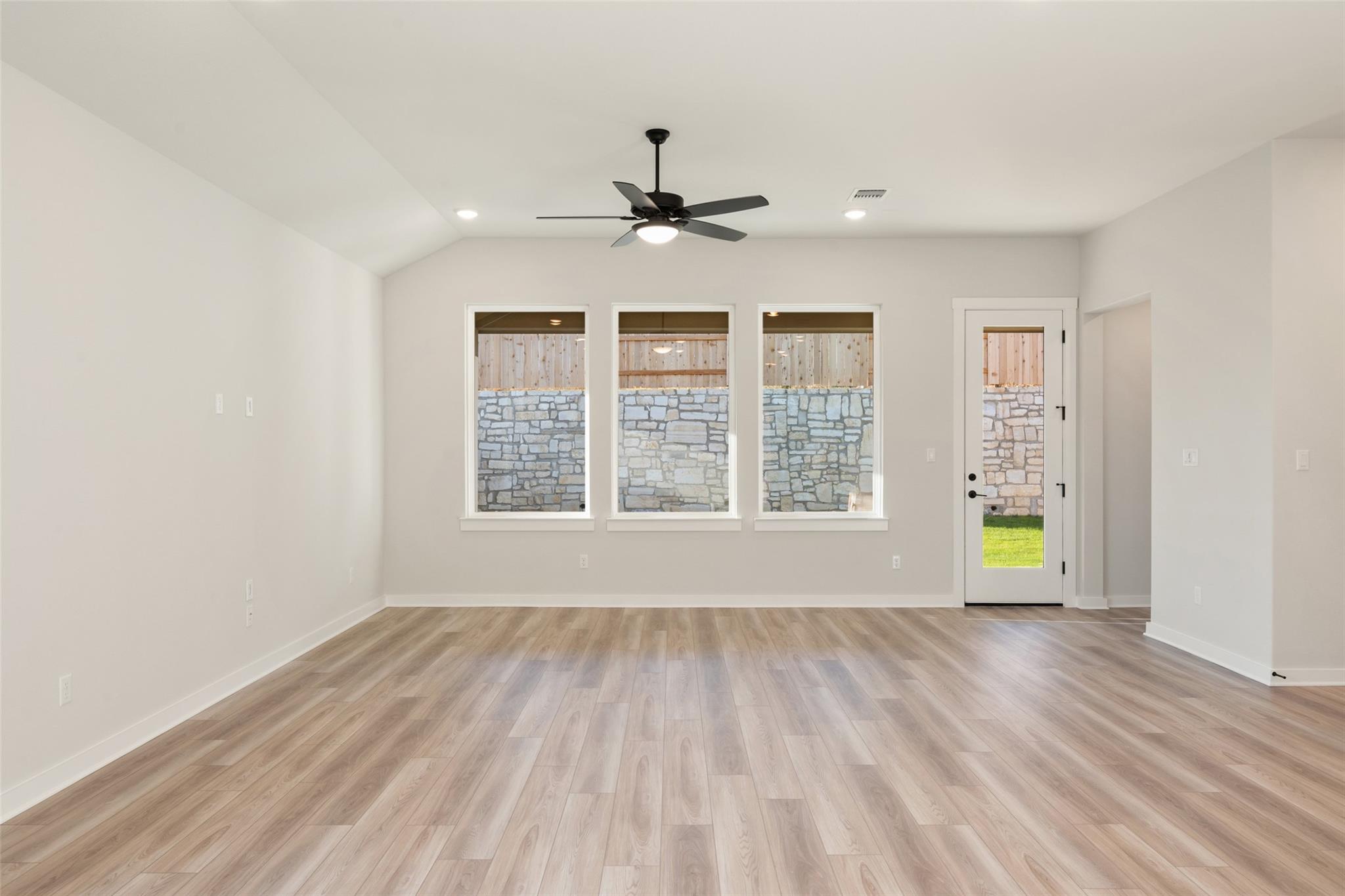 113 McDougall Pass, Liberty Hill, TX 78642