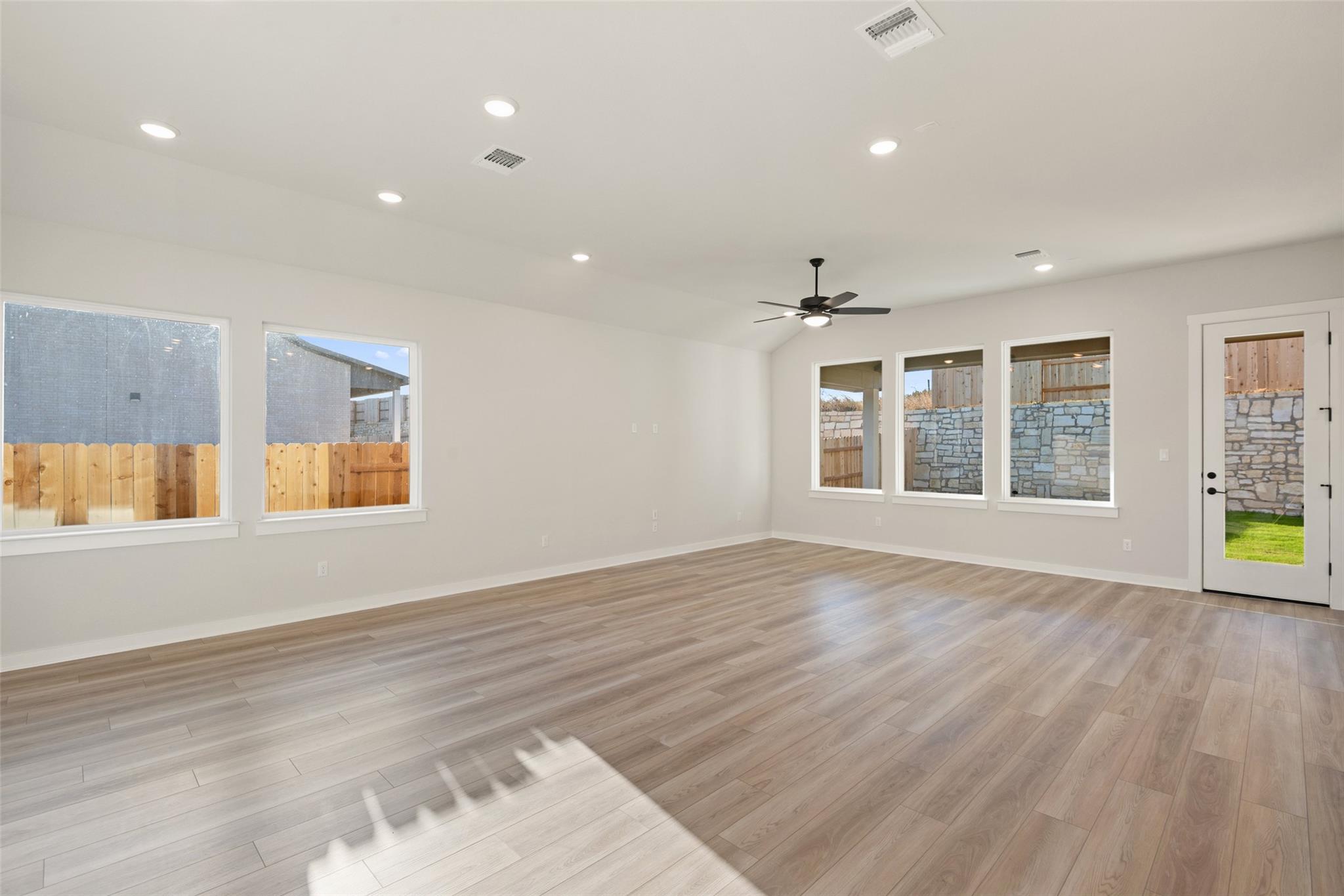 113 McDougall Pass, Liberty Hill, TX 78642