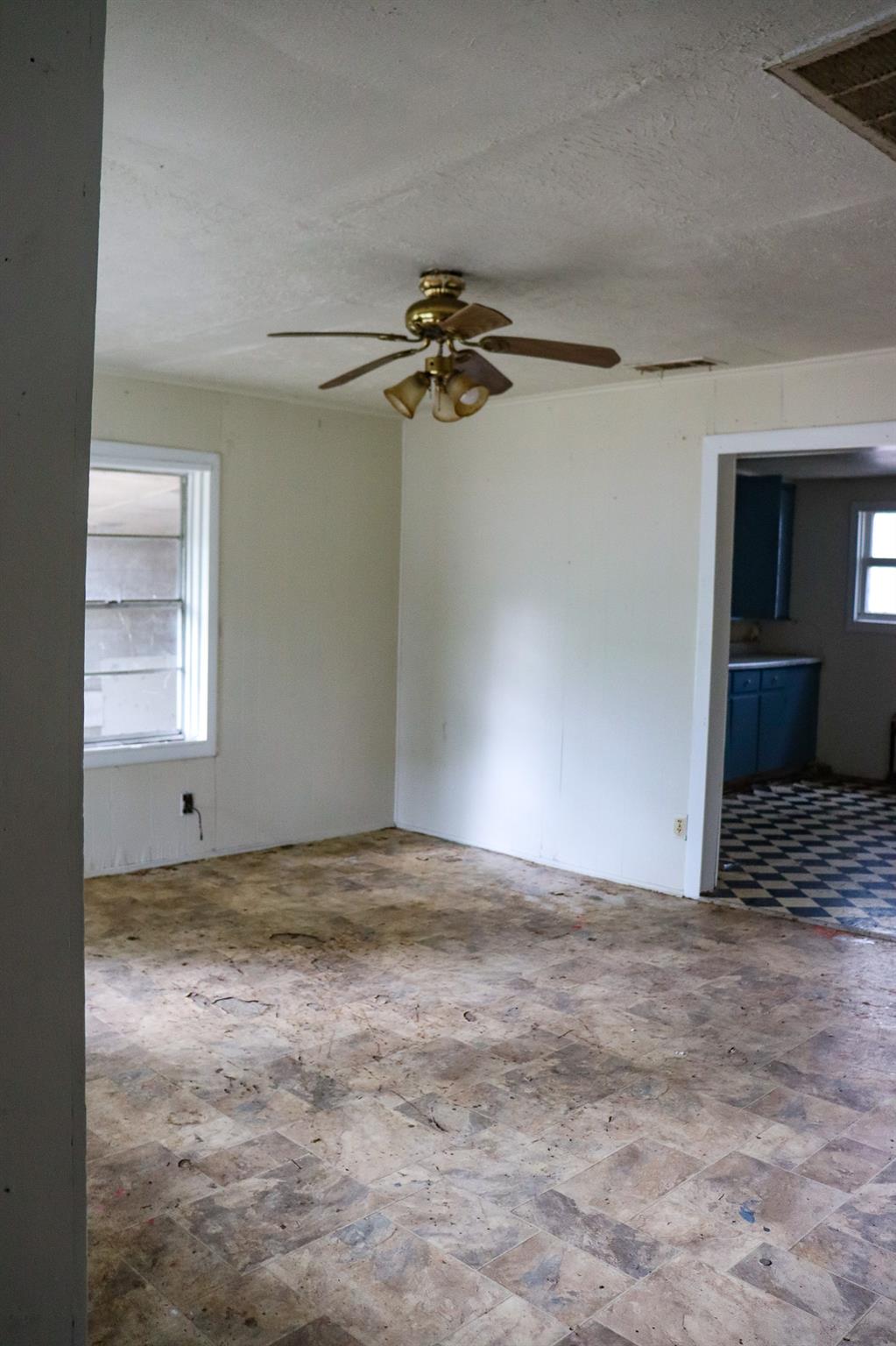 803 Third St, Lockhart, TX 78644