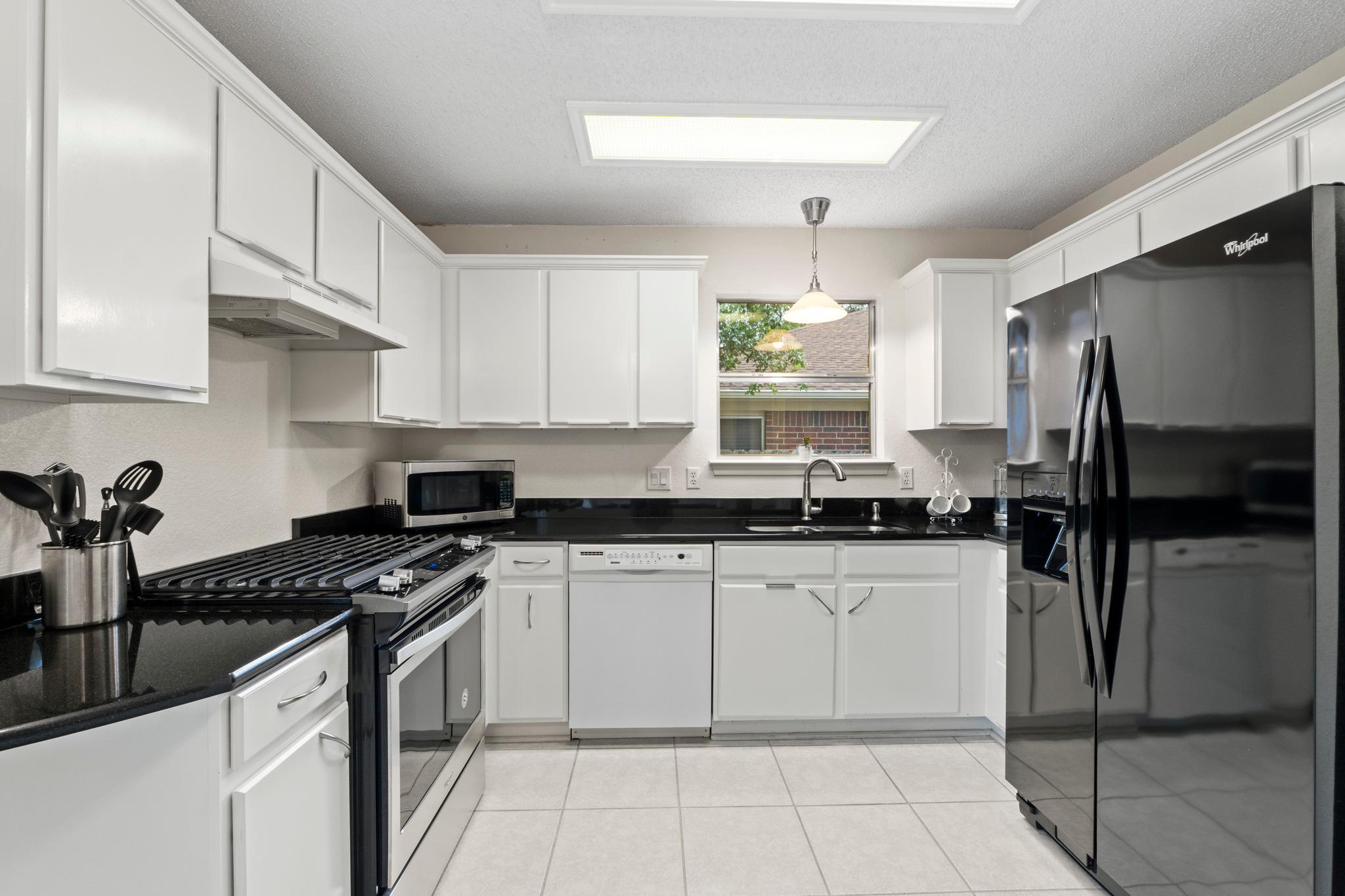 1603 Carriage Hills Trl, Cedar Park, TX 78613
